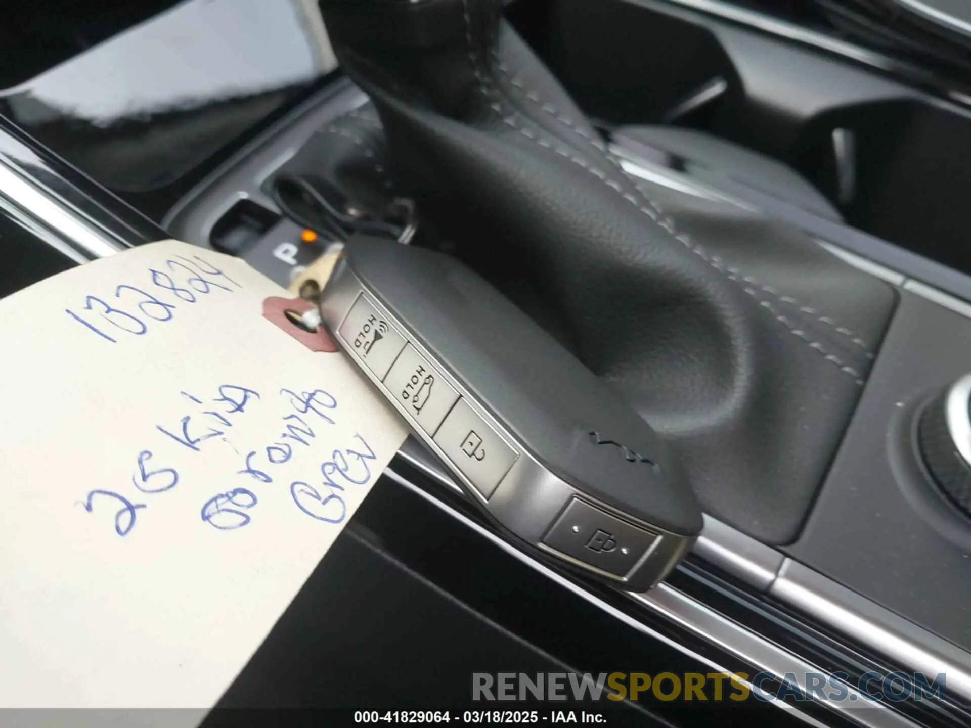 11 fotografías del automóvil dañado 5XYRK4JF1SG323059 KIA SORENTO 2025