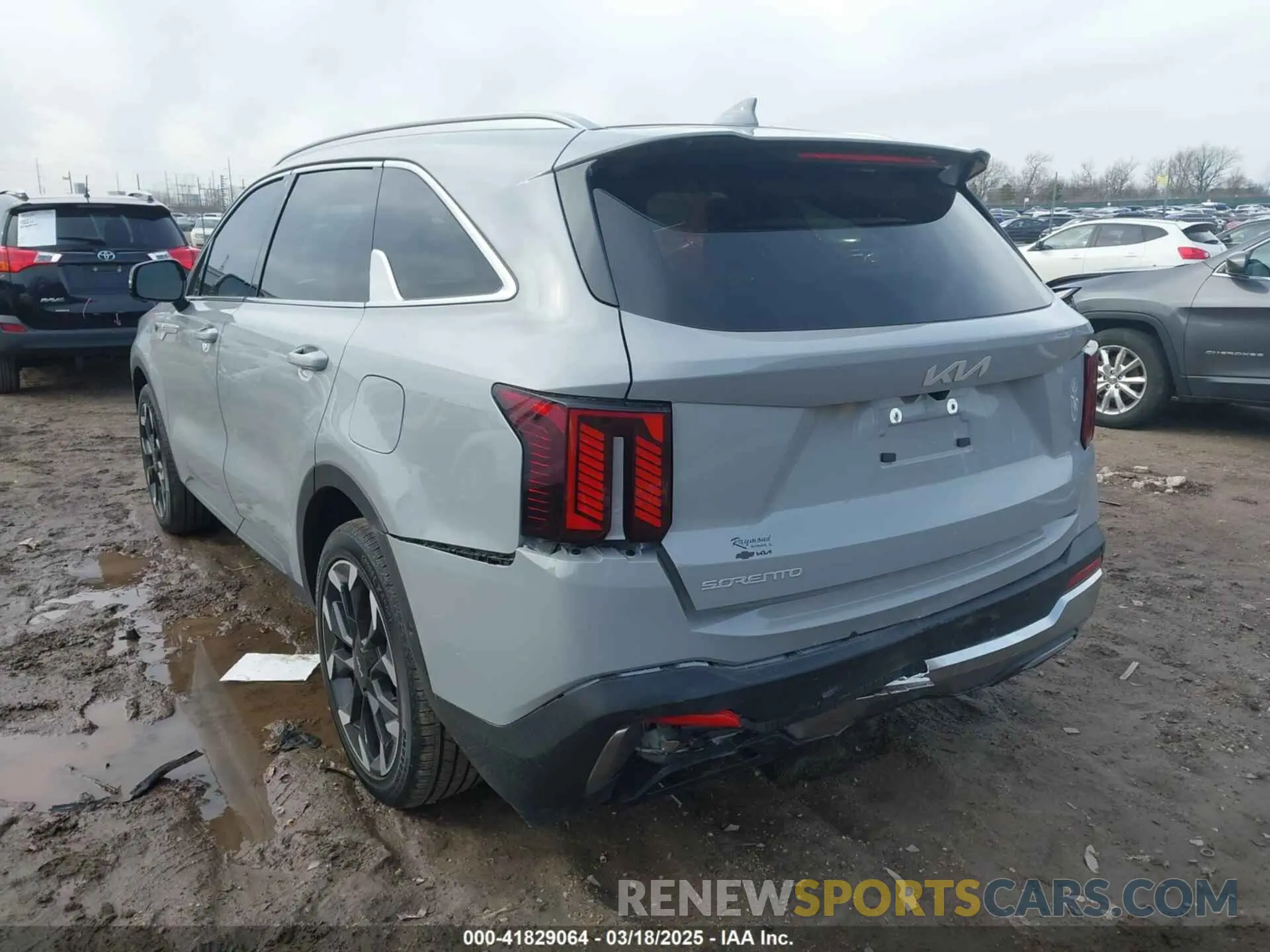 3 fotografías del automóvil dañado 5XYRK4JF1SG323059 KIA SORENTO 2025