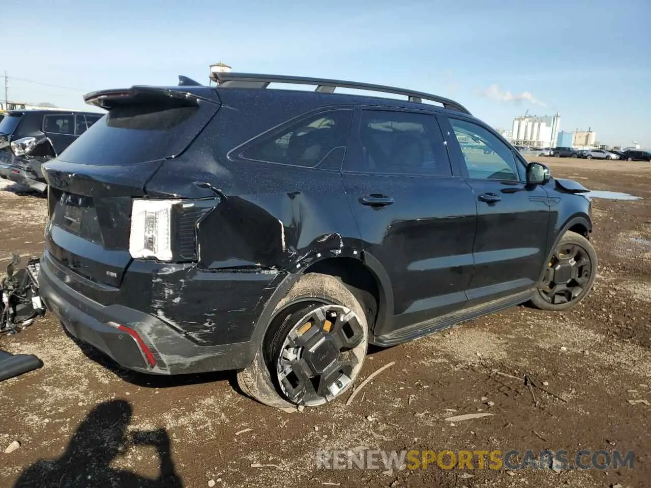 3 fotografías del automóvil dañado 5XYRKDJF9SG339509 KIA SORENTO 2025