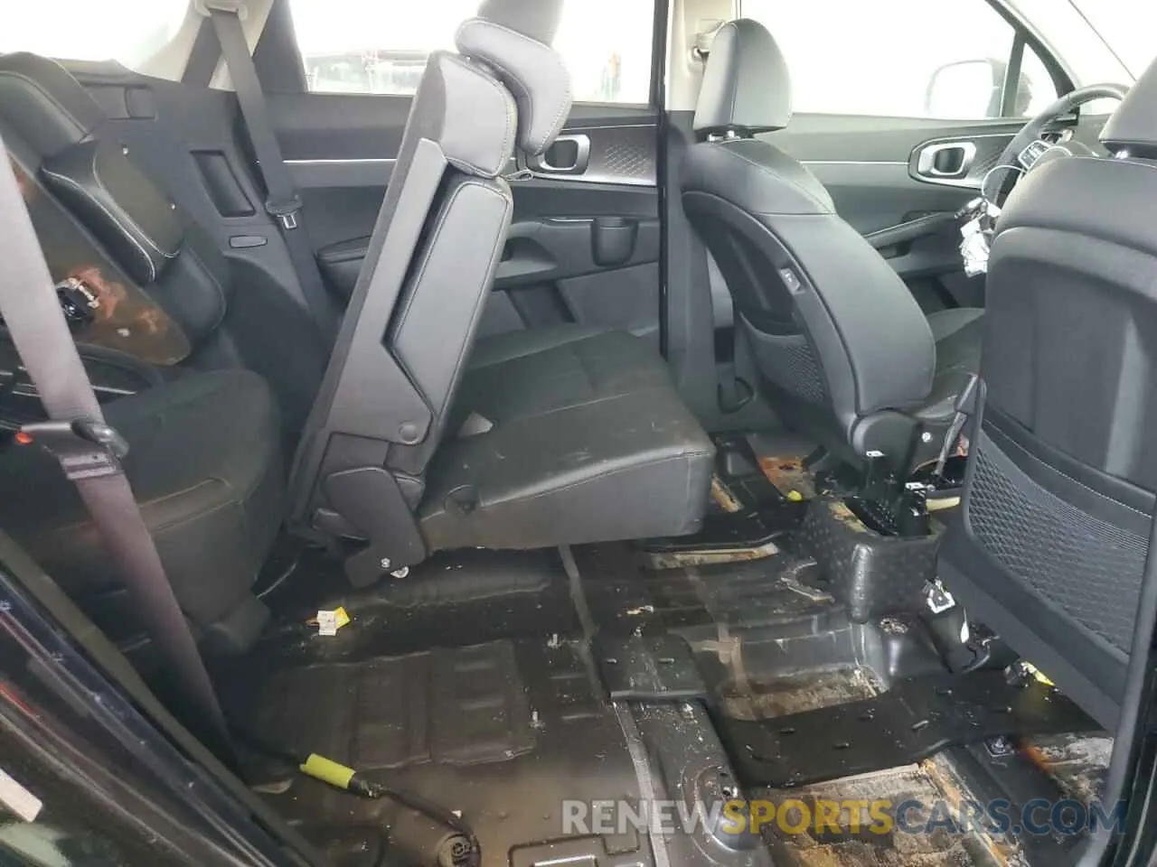 11 fotografías del automóvil dañado 5XYRL4JC0SG323945 KIA SORENTO 2025