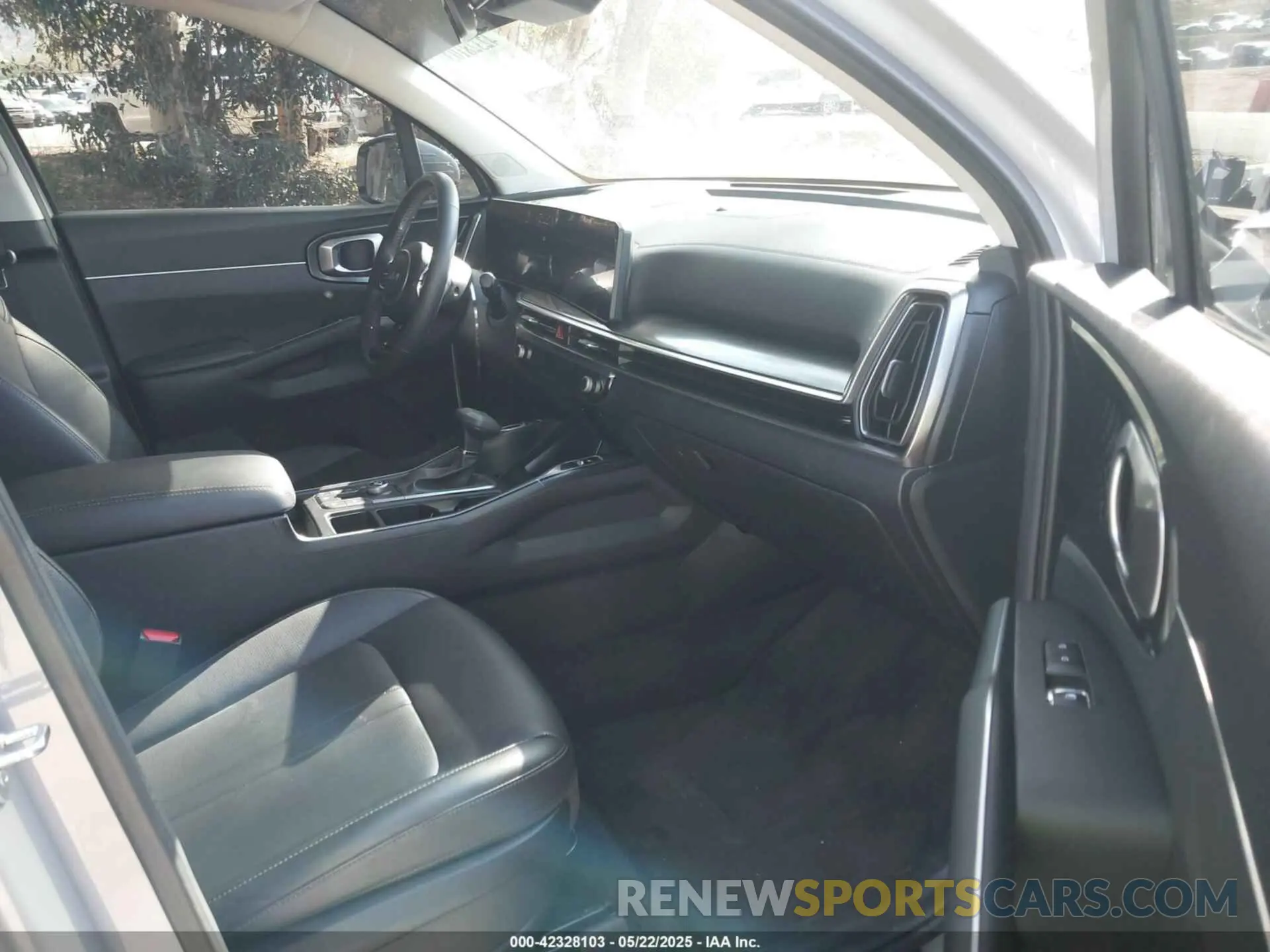 5 fotografías del automóvil dañado 5XYRL4JC4SG324838 KIA SORENTO 2025