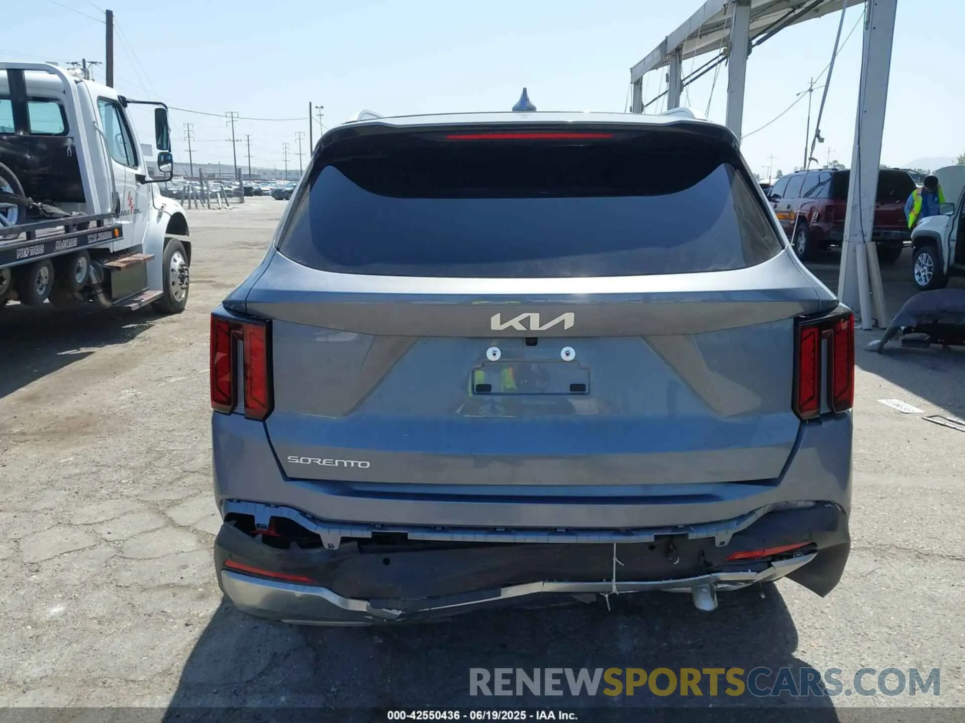 15 fotografías del automóvil dañado 5XYRL4JC4SG373103 KIA SORENTO 2025