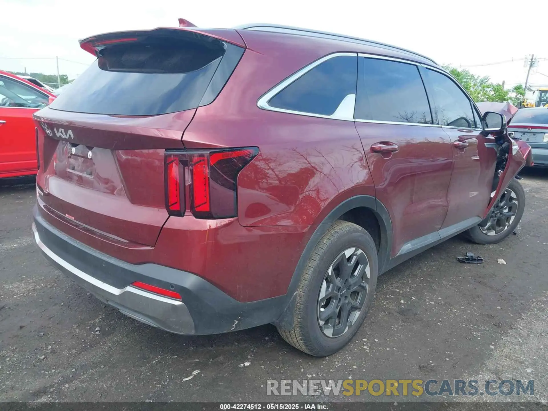 4 fotografías del automóvil dañado 5XYRL4JC8SG356062 KIA SORENTO 2025