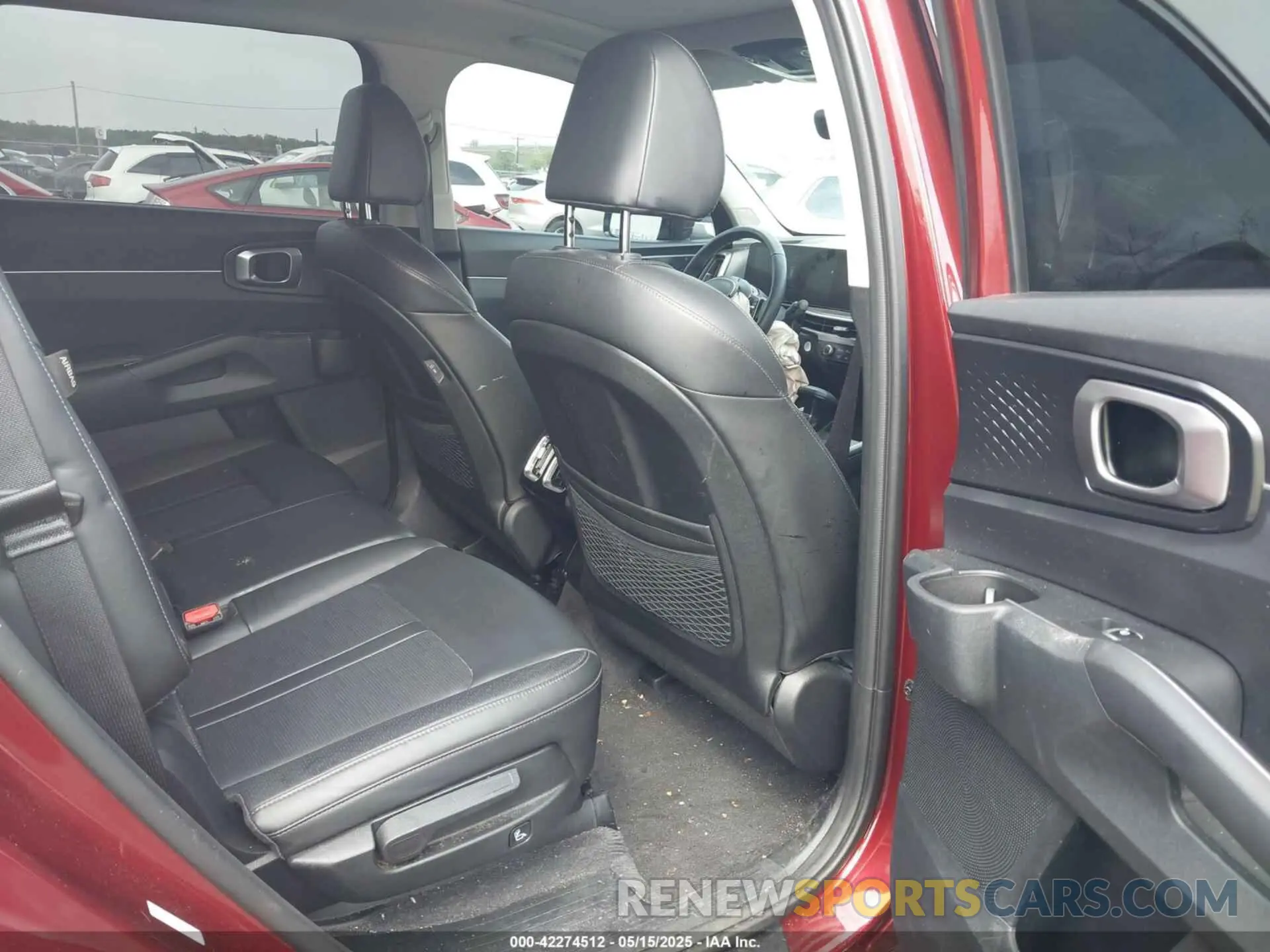 8 fotografías del automóvil dañado 5XYRL4JC8SG356062 KIA SORENTO 2025
