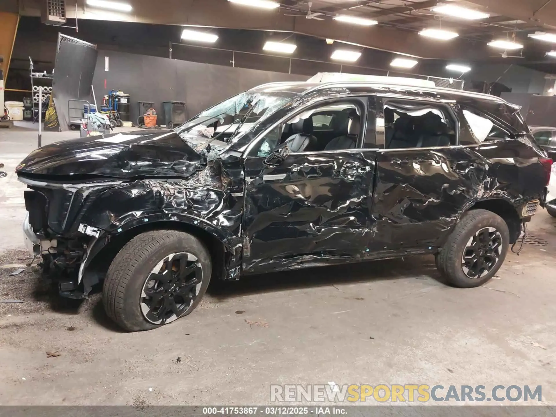 13 fotografías del automóvil dañado 5XYRLDJC0SG333682 KIA SORENTO 2025