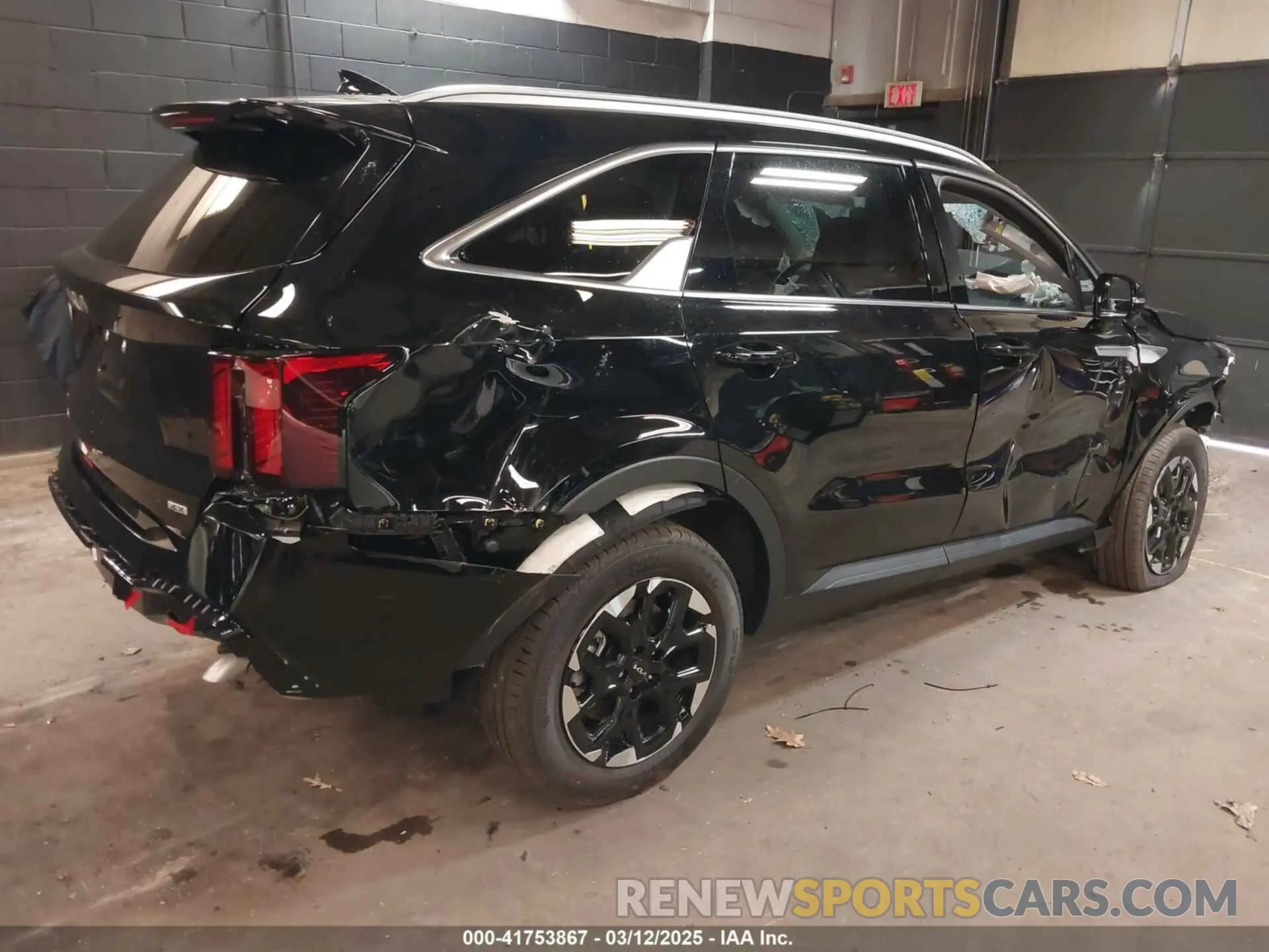 4 fotografías del automóvil dañado 5XYRLDJC0SG333682 KIA SORENTO 2025
