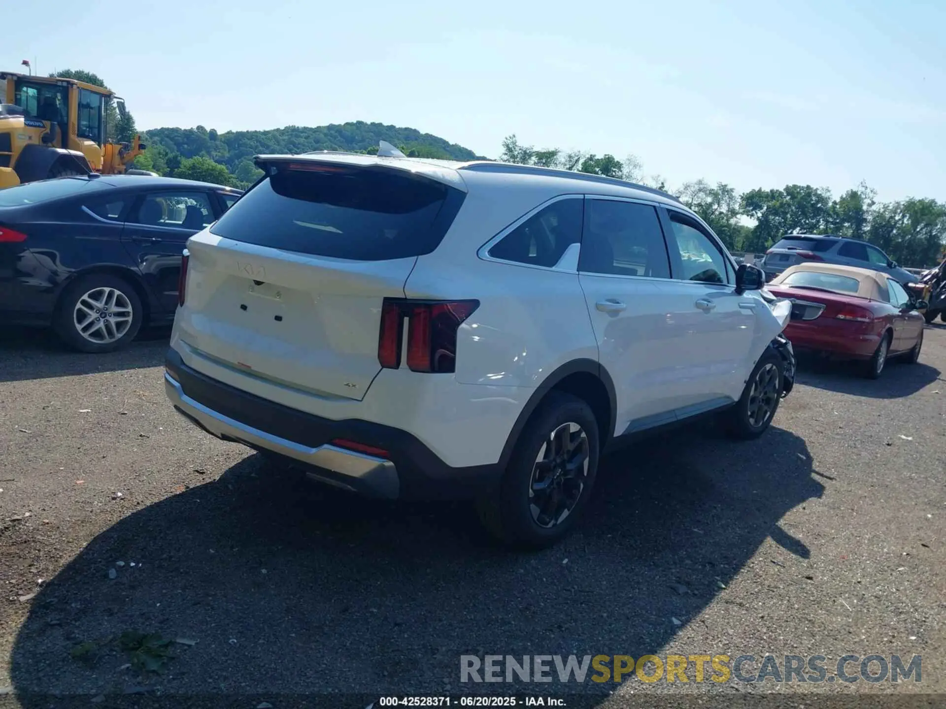 4 fotografías del automóvil dañado 5XYRLDJC4SG393786 KIA SORENTO 2025