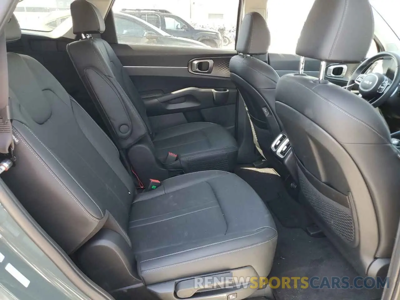 11 fotografías del automóvil dañado KNDRH4JGXS5302257 KIA SORENTO 2025