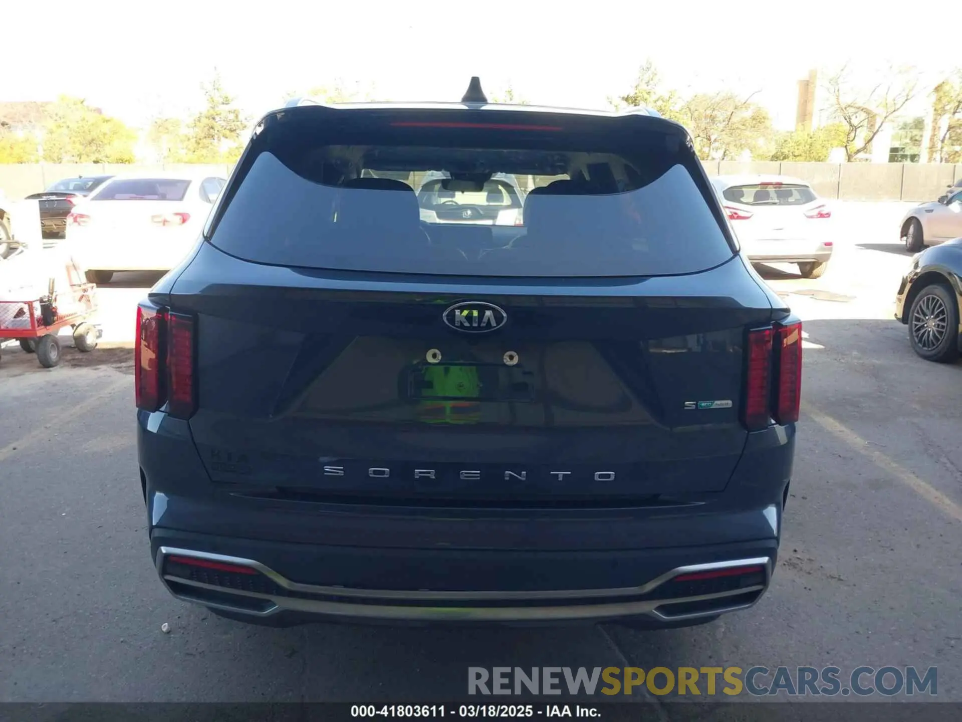 15 fotografías del automóvil dañado KNDRG4LG7M5038420 KIA SORENTO HYBRID 2021