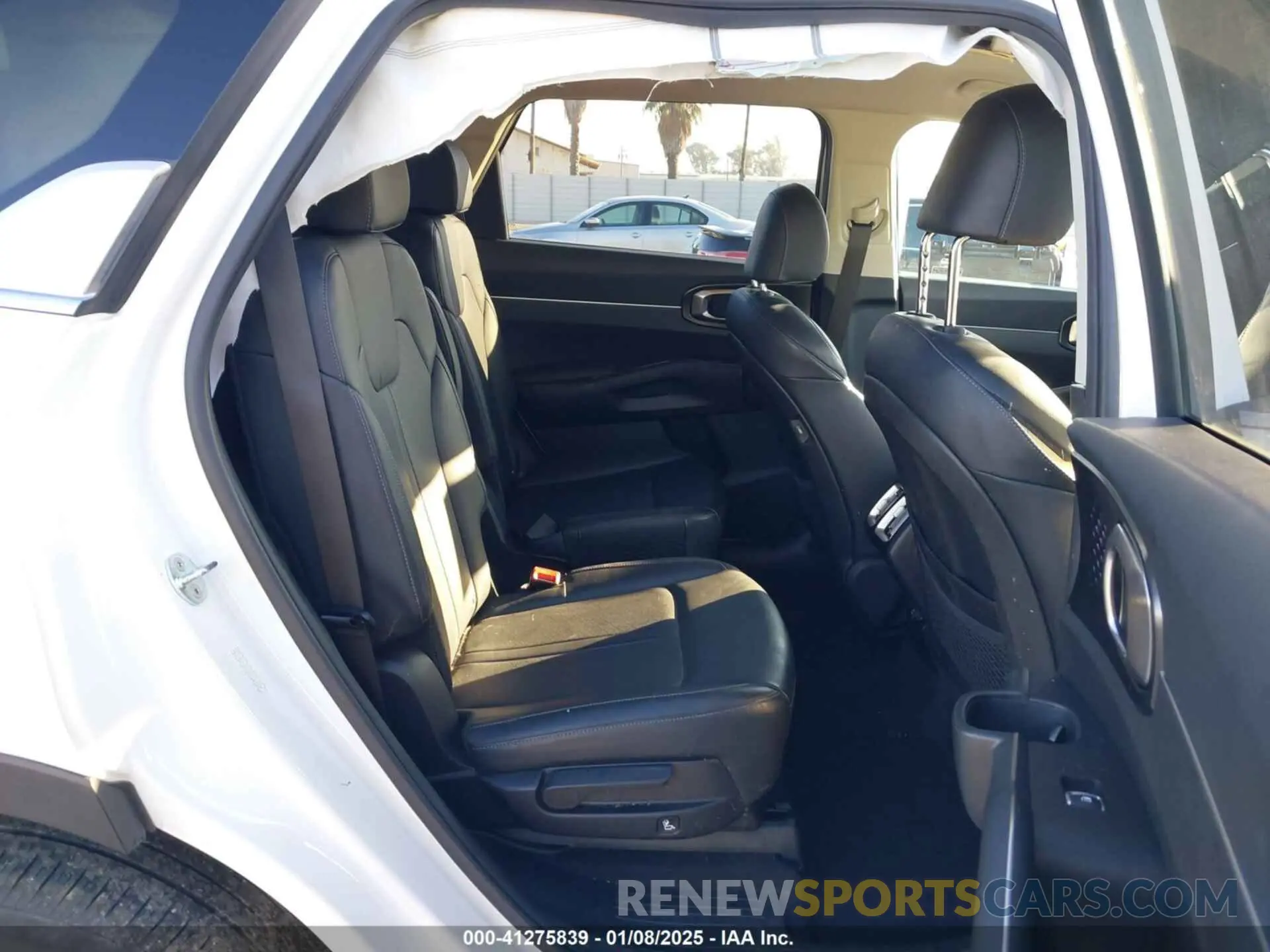 8 fotografías del automóvil dañado KNDRG4LG2N5086909 KIA SORENTO HYBRID 2022