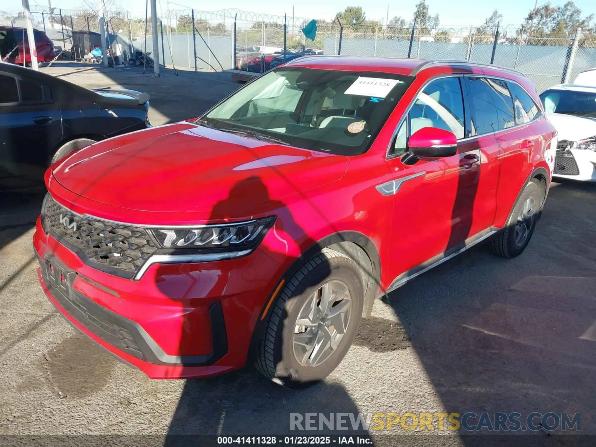 2 fotografías del automóvil dañado KNDRG4LG2N5092824 KIA SORENTO HYBRID 2022