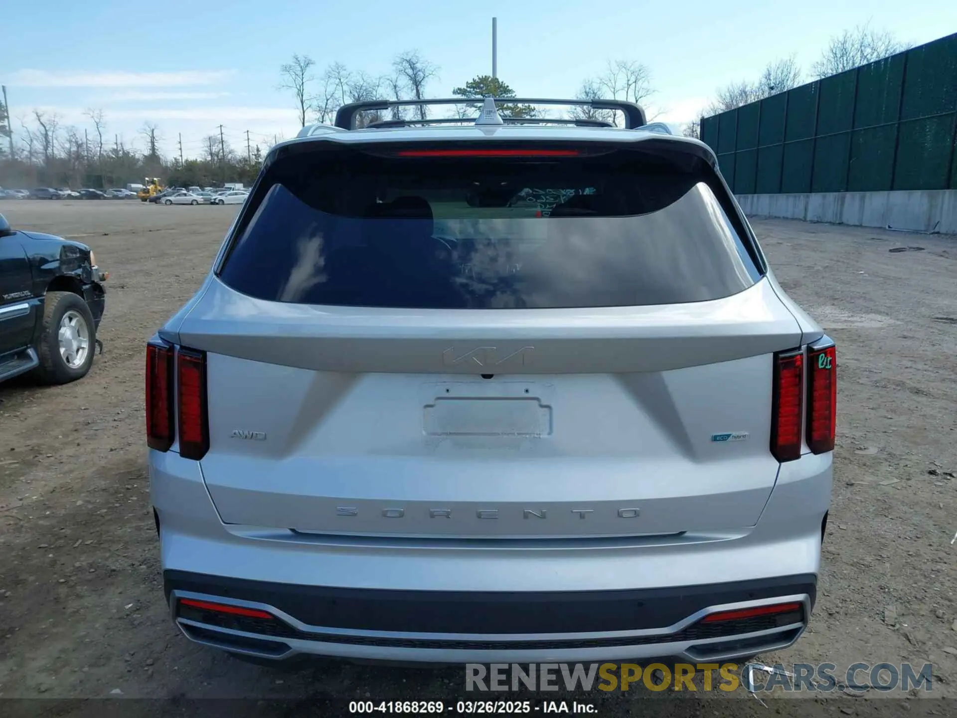 16 fotografías del automóvil dañado KNDRGDLG8N5117449 KIA SORENTO HYBRID 2022