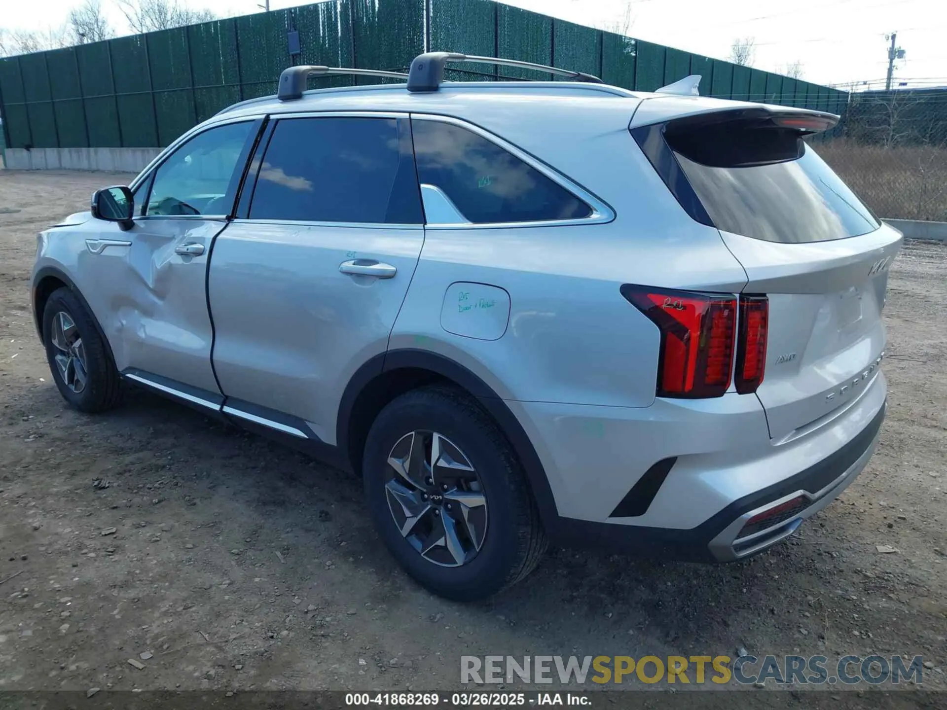 3 fotografías del automóvil dañado KNDRGDLG8N5117449 KIA SORENTO HYBRID 2022