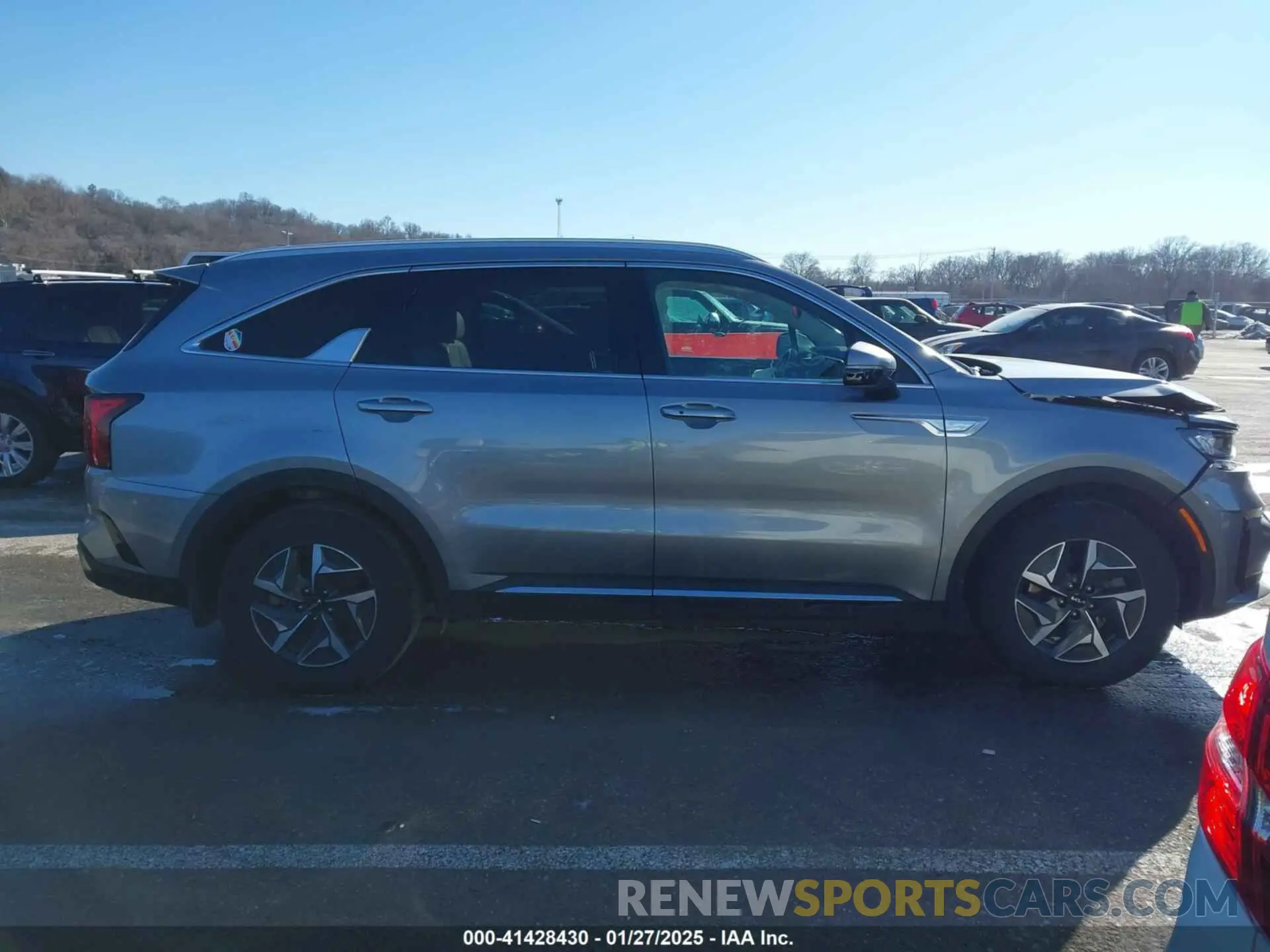 13 fotografías del automóvil dañado KNDRH4LG6N5076820 KIA SORENTO HYBRID 2022