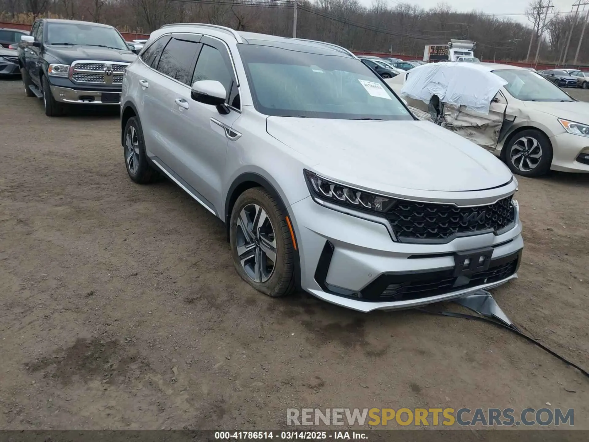 17 fotografías del automóvil dañado KNDRHDLG6P5131155 KIA SORENTO HYBRID 2023