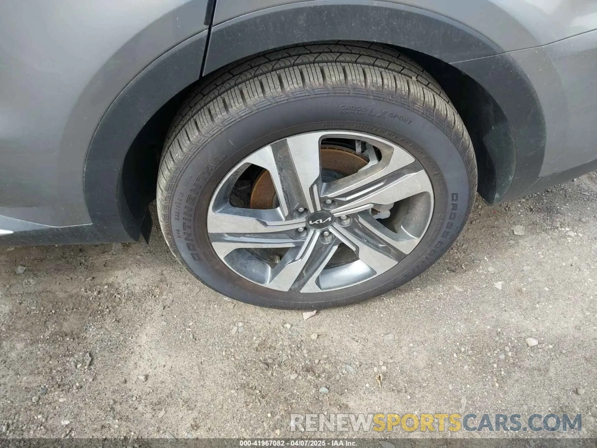 12 fotografías del automóvil dañado KNDRHDLG6P5209630 KIA SORENTO HYBRID 2023