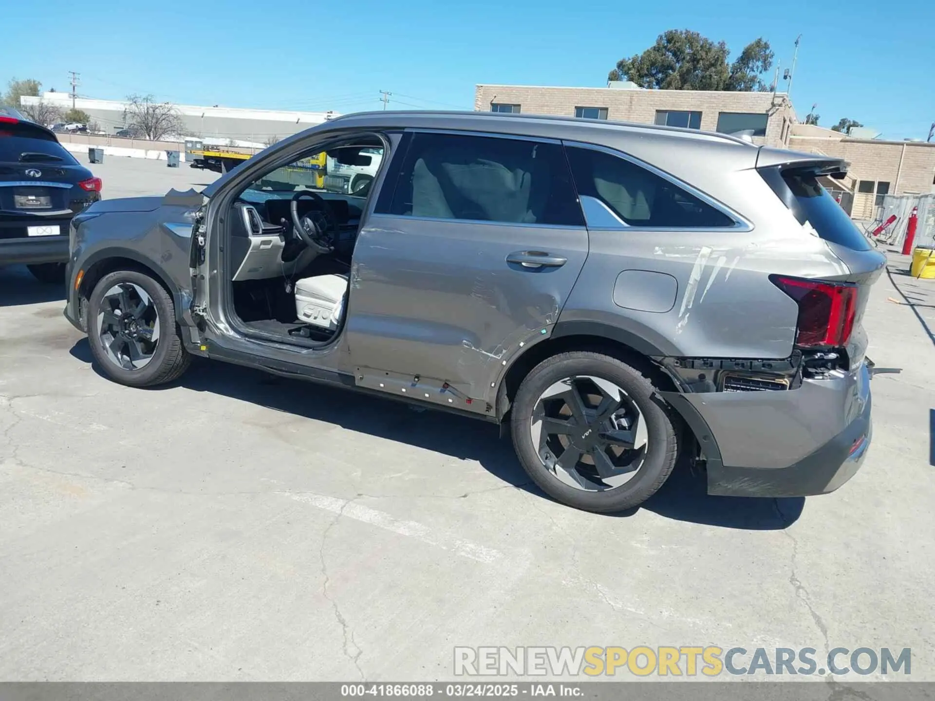 3 fotografías del automóvil dañado KNDRKDJG1S5350179 KIA SORENTO HYBRID 2025