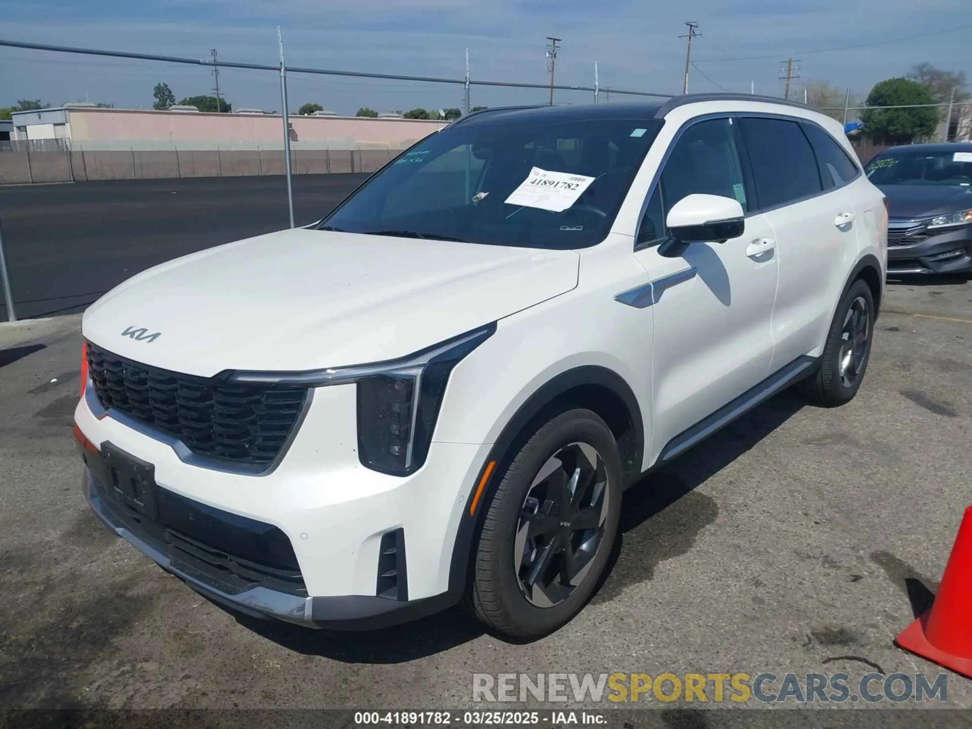 2 fotografías del automóvil dañado KNDRKDJG6S5296538 KIA SORENTO HYBRID 2025
