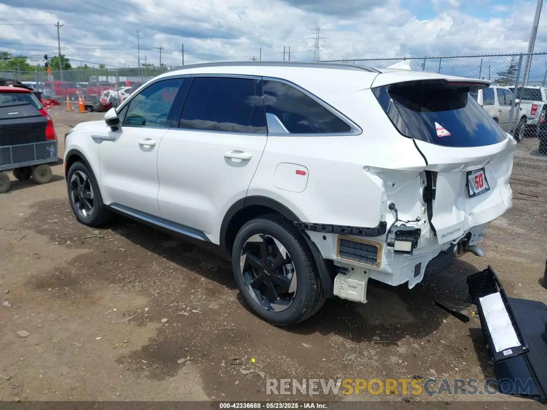3 fotografías del automóvil dañado KNDRKDJG6S5374395 KIA SORENTO HYBRID 2025