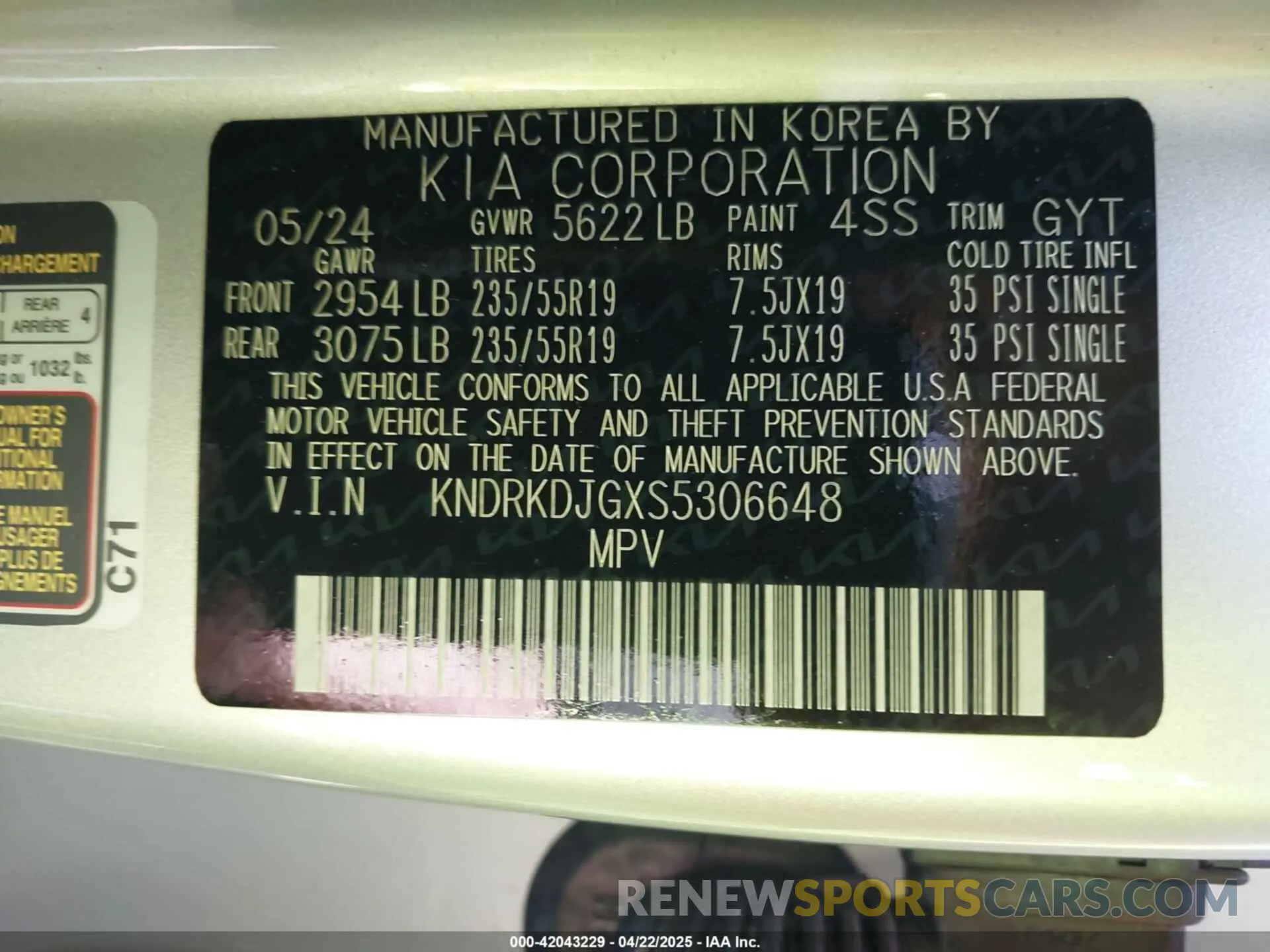 9 fotografías del automóvil dañado KNDRKDJGXS5306648 KIA SORENTO HYBRID 2025