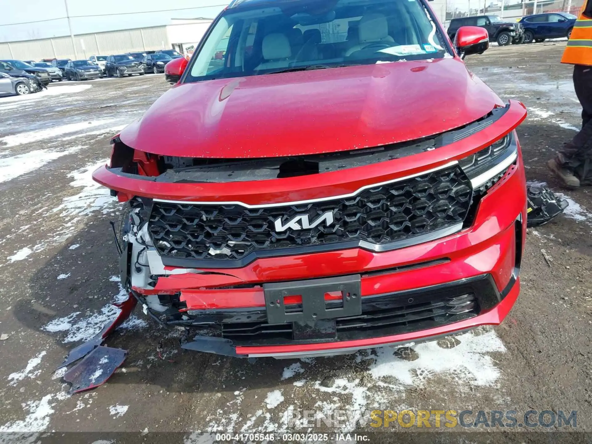 12 fotografías del automóvil dañado KNDRMDLH8P5165845 KIA SORENTO PLUG-IN HYBRID 2023