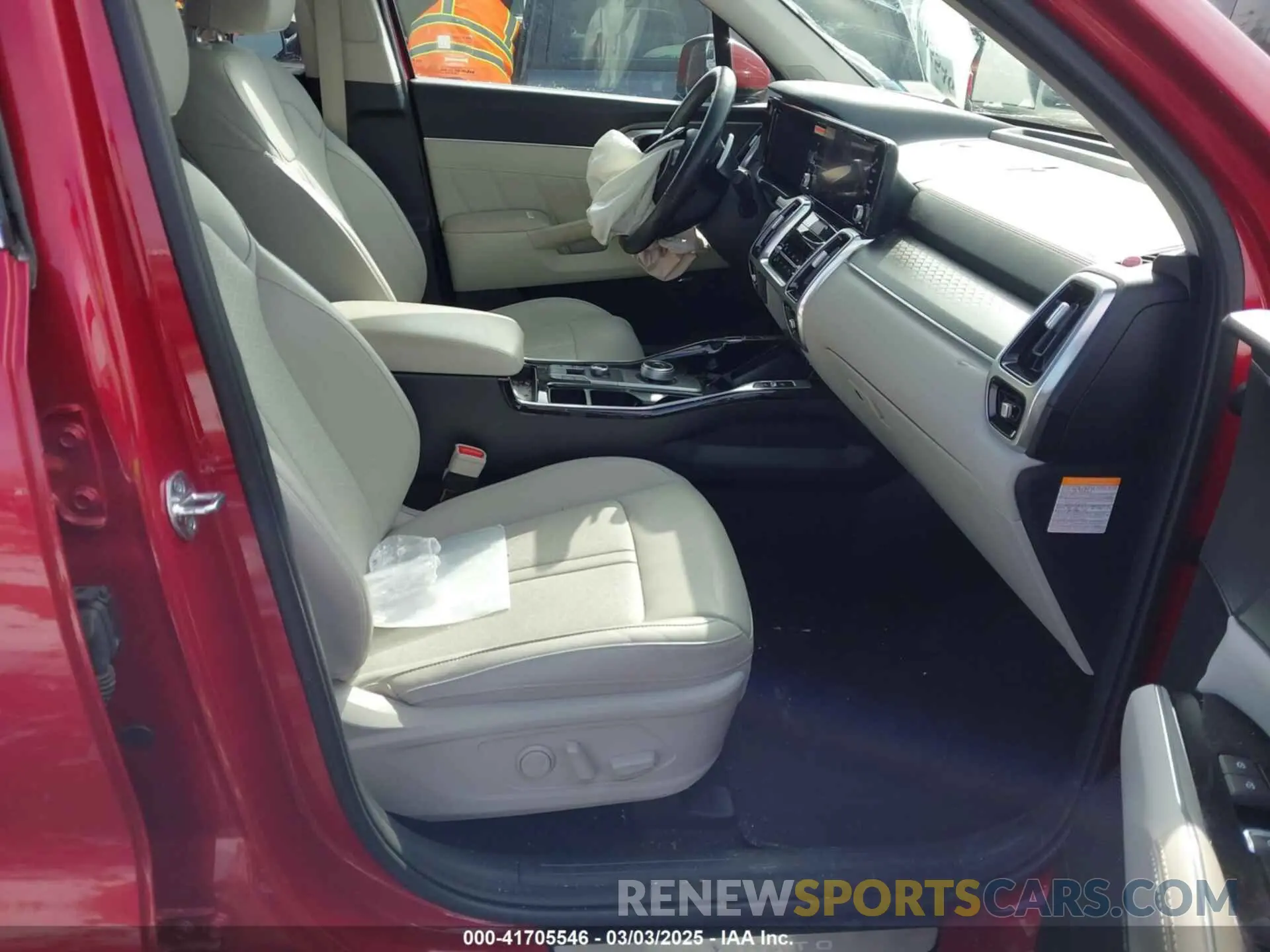 5 fotografías del automóvil dañado KNDRMDLH8P5165845 KIA SORENTO PLUG-IN HYBRID 2023