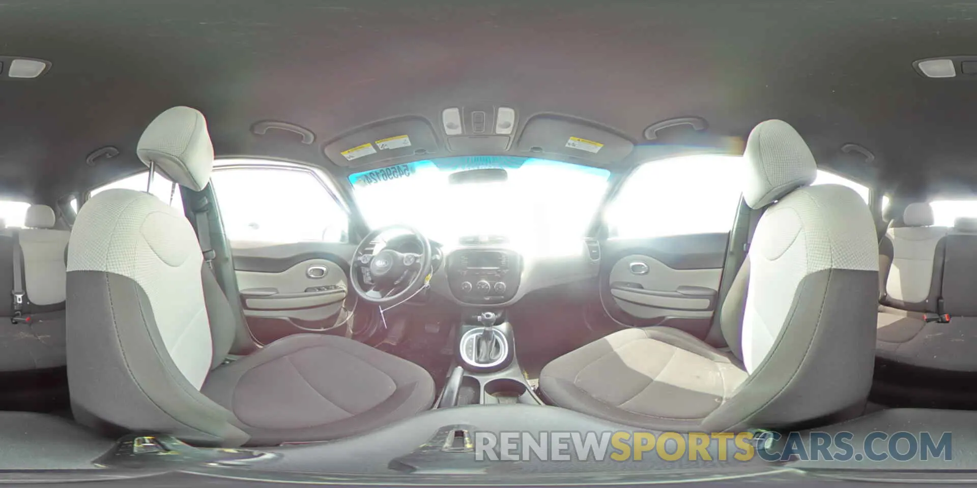 14 fotografías del automóvil dañado KNDJN2A20K7000351 KIA SOUL 2019