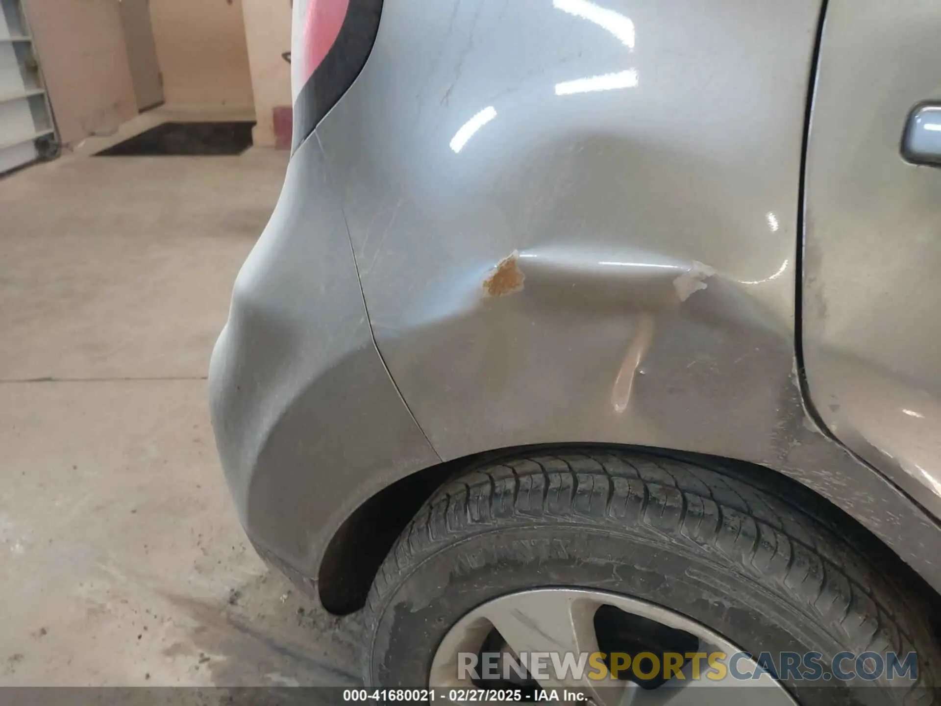 17 fotografías del automóvil dañado KNDJN2A20K7020616 KIA SOUL 2019
