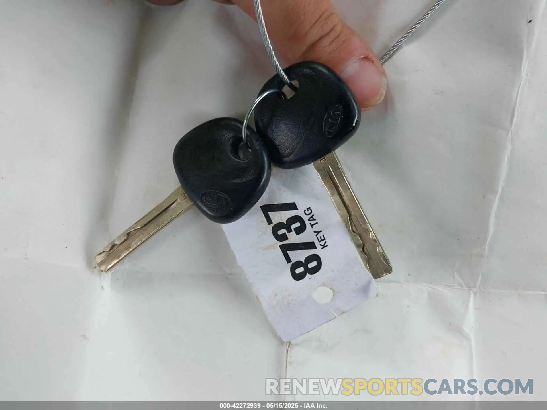 11 fotografías del automóvil dañado KNDJN2A20K7656081 KIA SOUL 2019