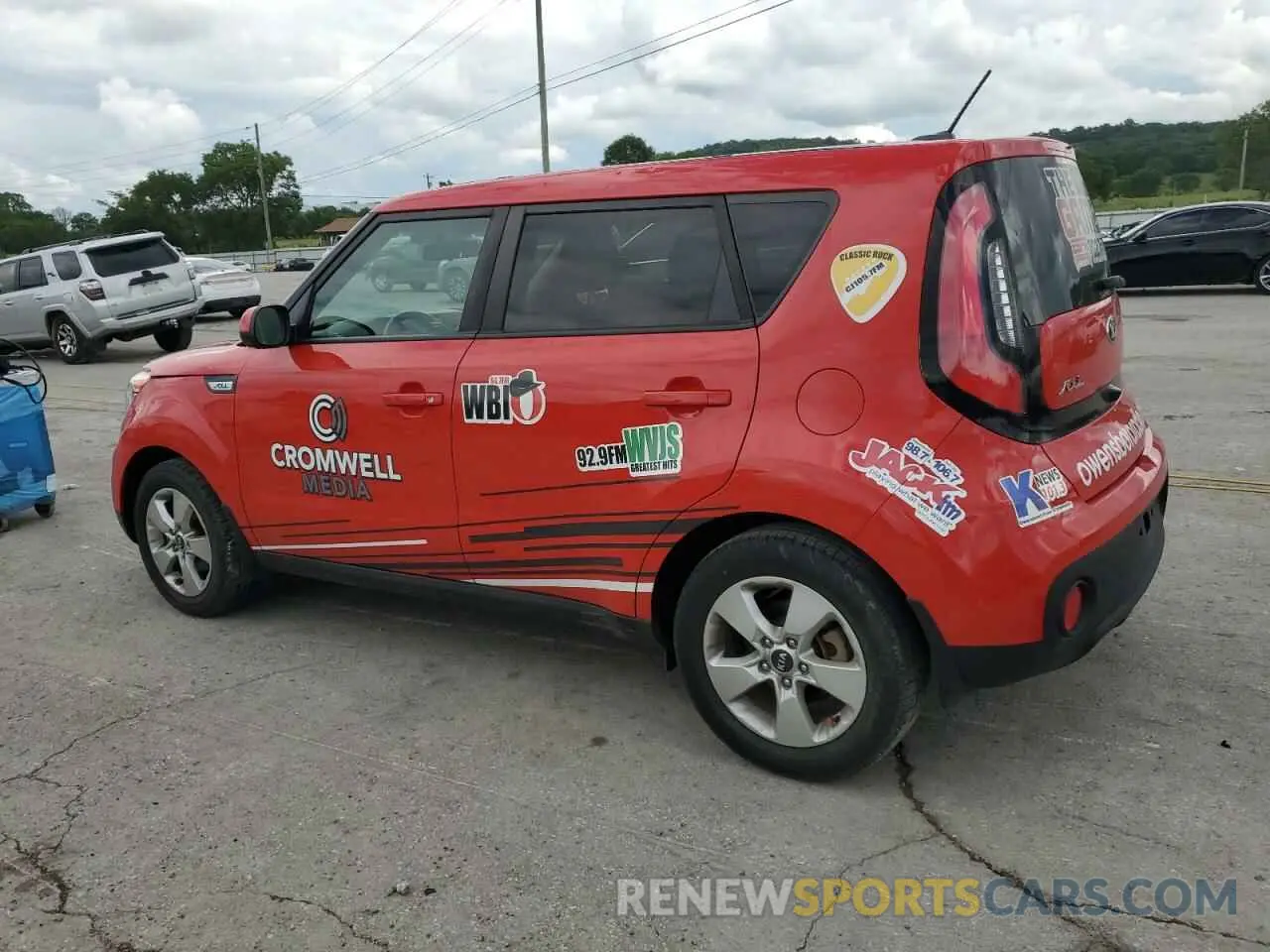 2 fotografías del automóvil dañado KNDJN2A20K7685192 KIA SOUL 2019