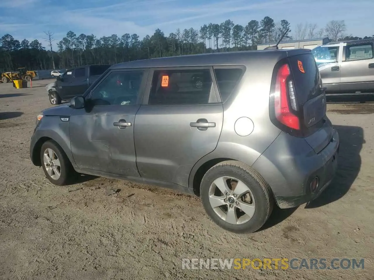 2 fotografías del automóvil dañado KNDJN2A20K7686830 KIA SOUL 2019