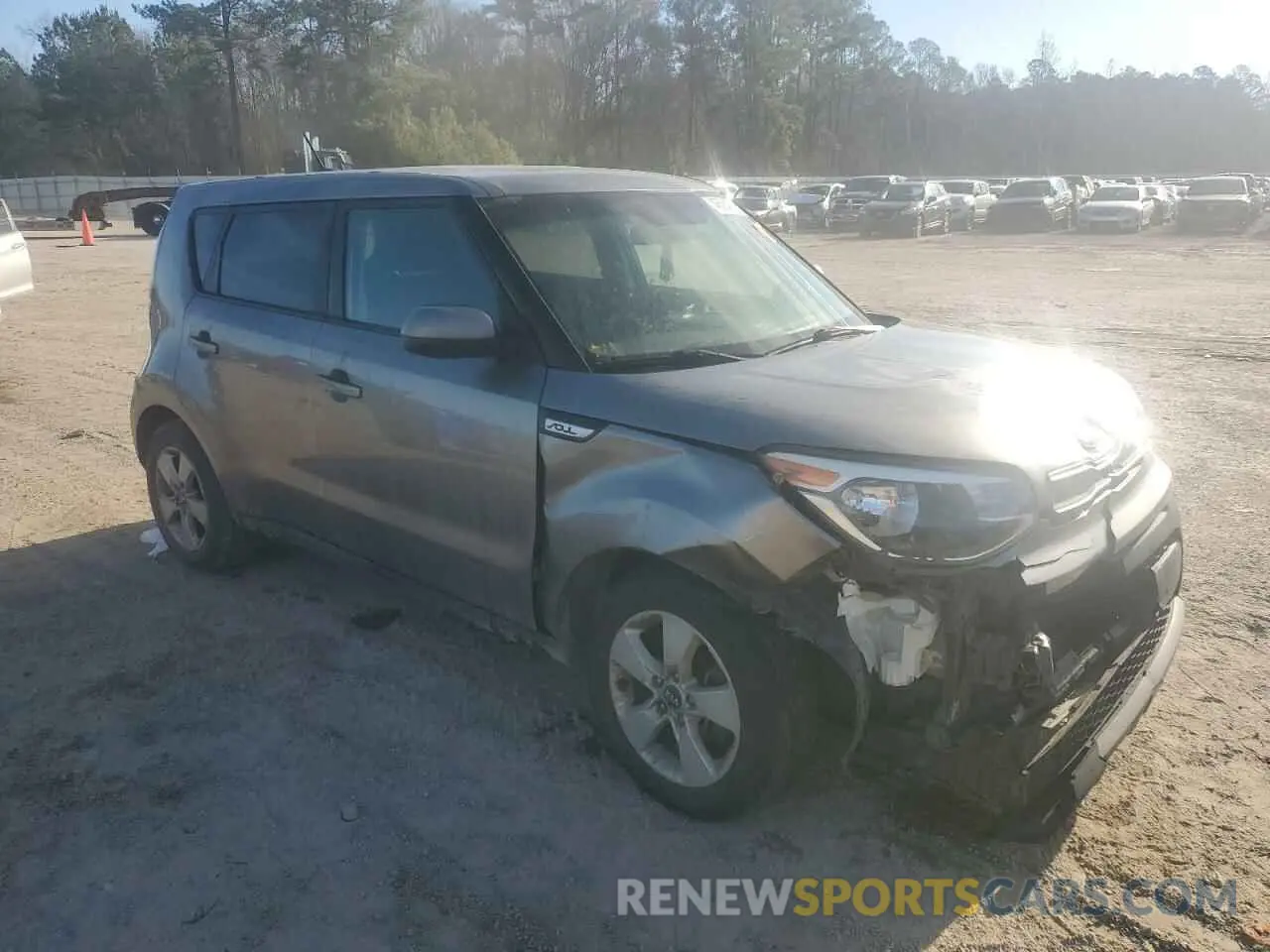 4 fotografías del automóvil dañado KNDJN2A20K7686830 KIA SOUL 2019