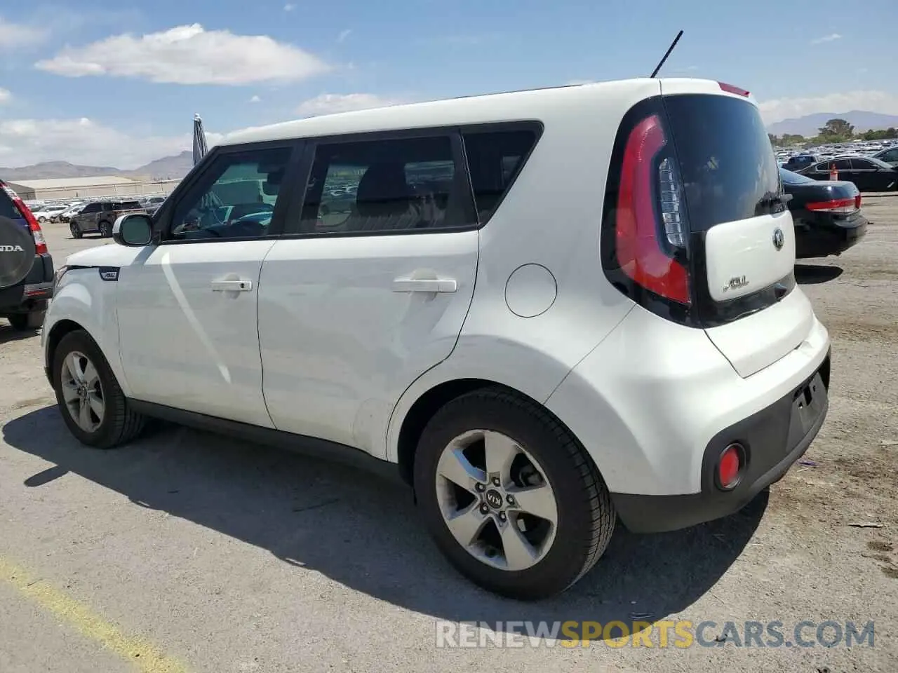 2 fotografías del automóvil dañado KNDJN2A20K7910436 KIA SOUL 2019