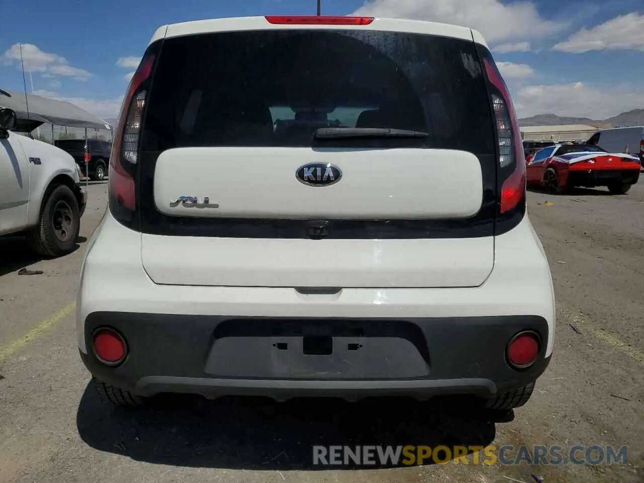 6 fotografías del automóvil dañado KNDJN2A20K7910436 KIA SOUL 2019