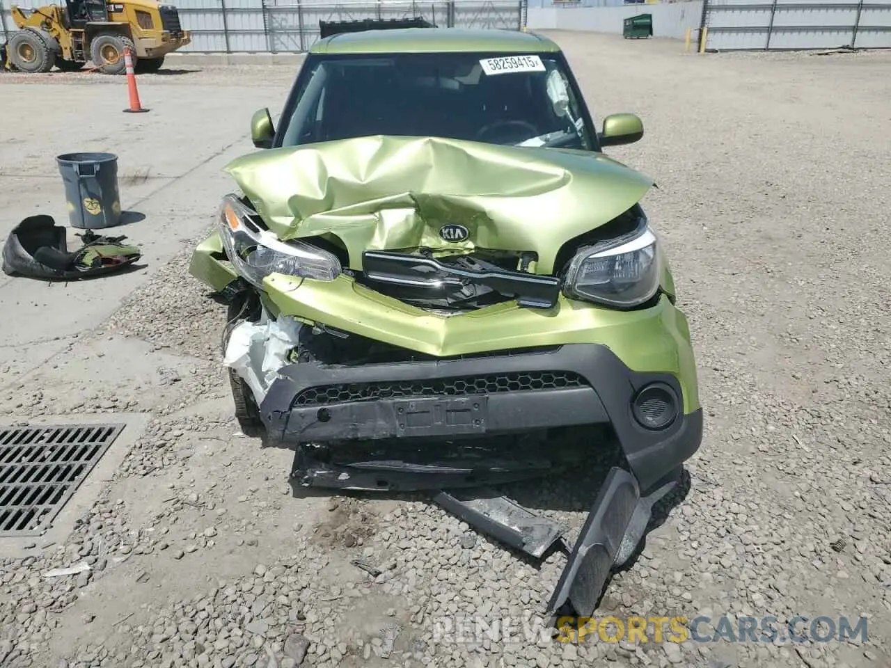 5 fotografías del automóvil dañado KNDJN2A20K7916513 KIA SOUL 2019