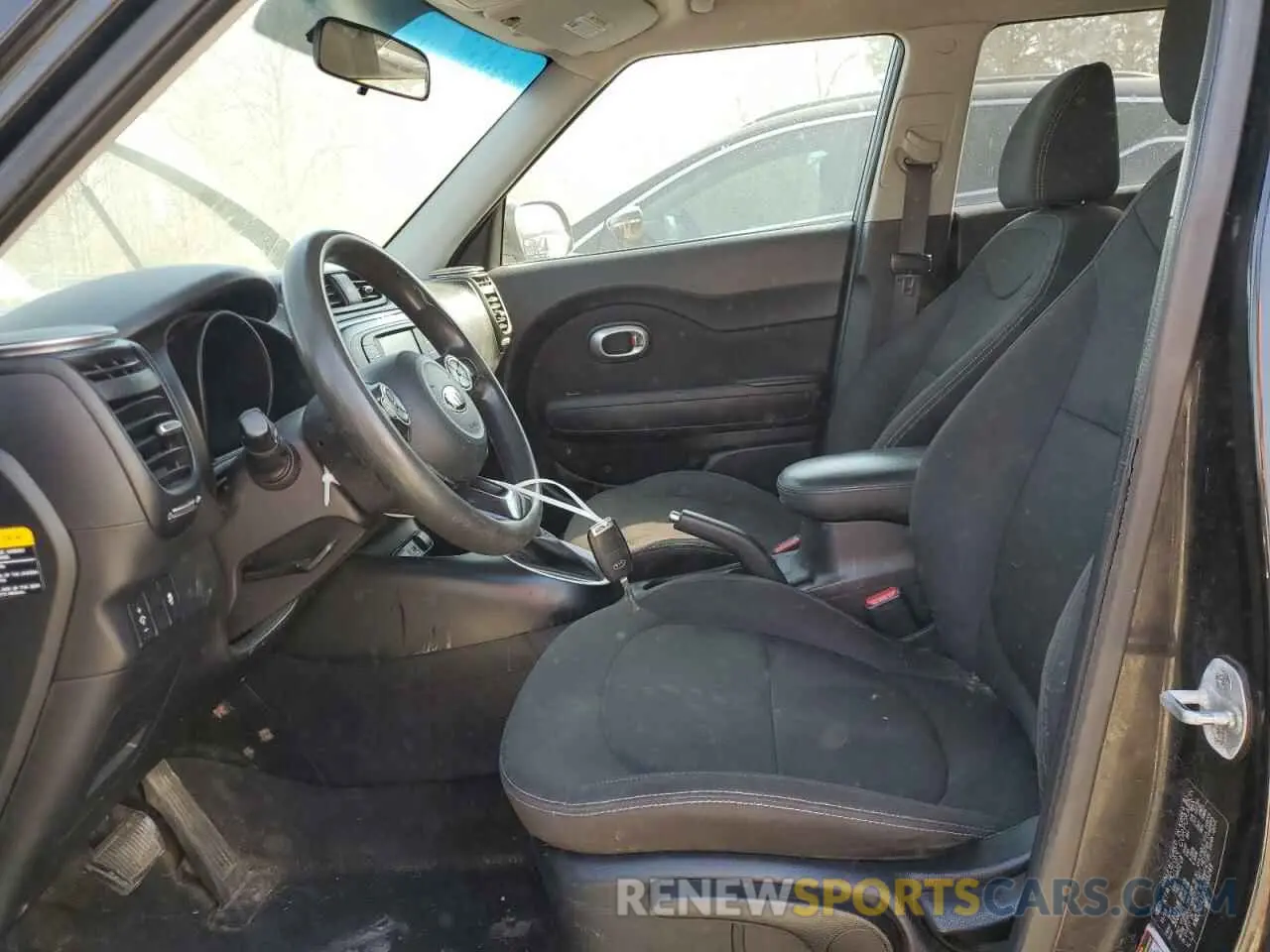 7 fotografías del automóvil dañado KNDJN2A21K7005249 KIA SOUL 2019