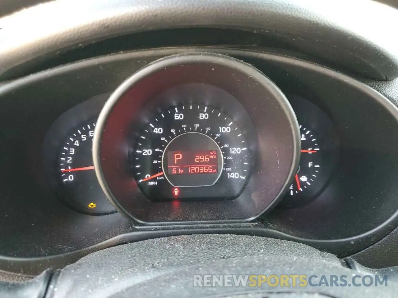 9 fotografías del automóvil dañado KNDJN2A21K7005249 KIA SOUL 2019