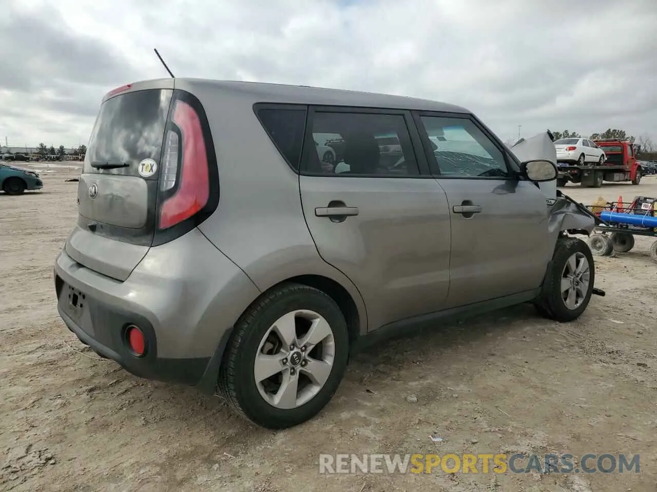 3 fotografías del automóvil dañado KNDJN2A21K7680955 KIA SOUL 2019