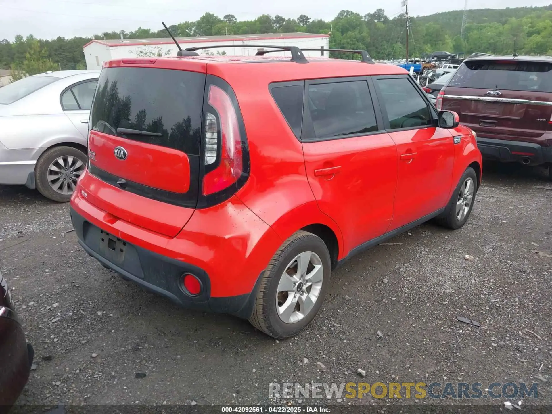4 fotografías del automóvil dañado KNDJN2A21K7686187 KIA SOUL 2019