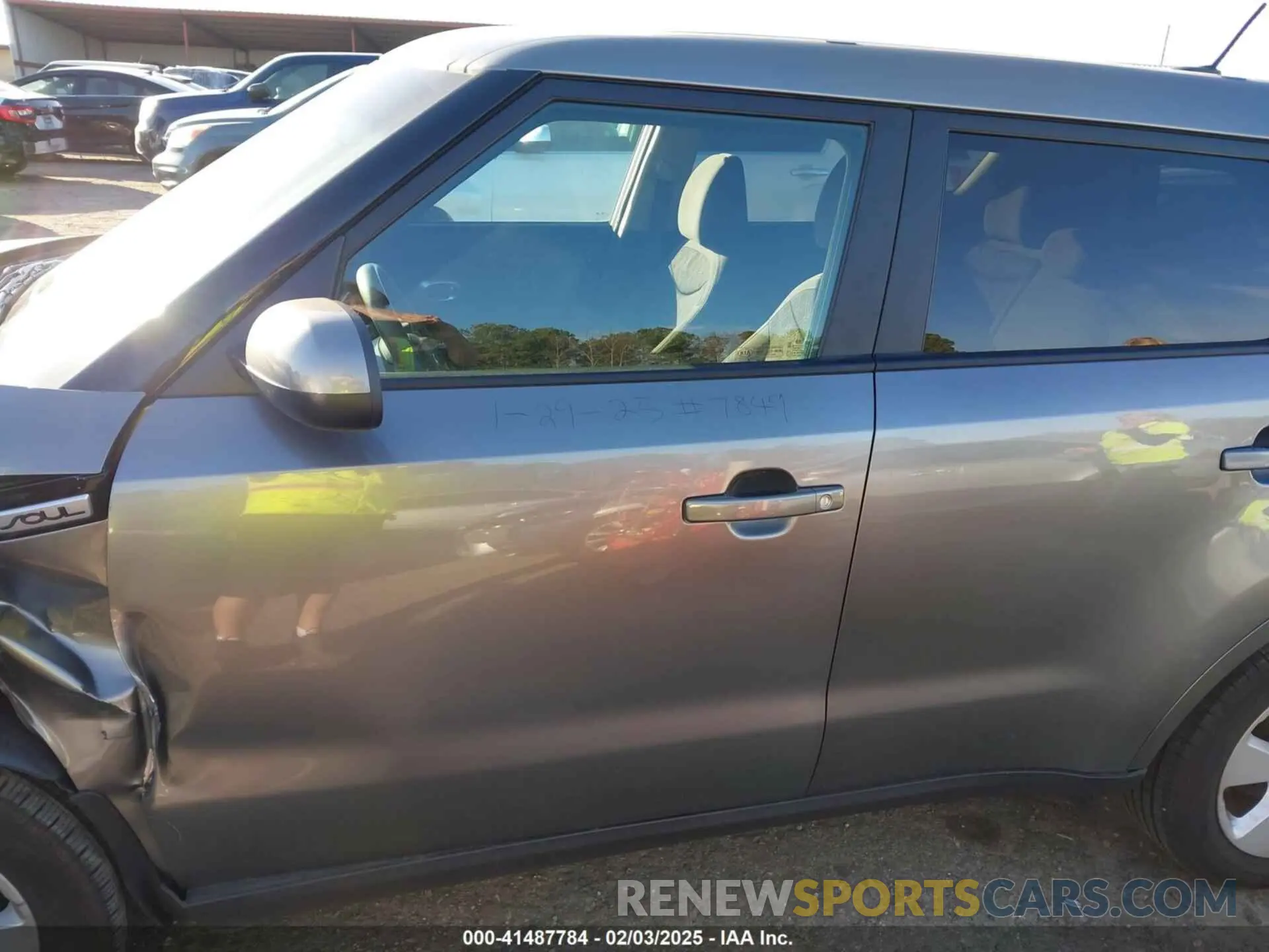 14 fotografías del automóvil dañado KNDJN2A22K7007849 KIA SOUL 2019
