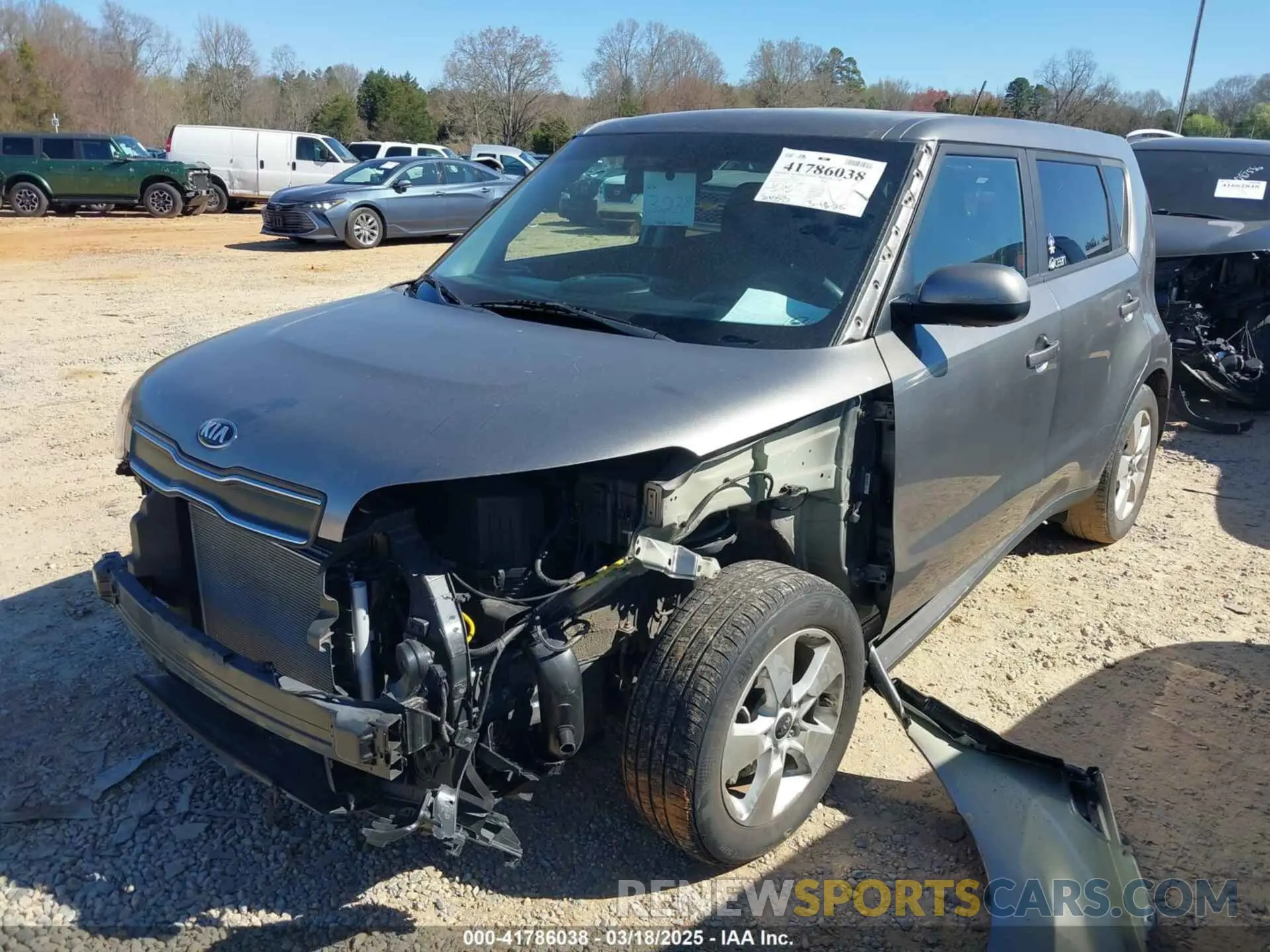 2 fotografías del automóvil dañado KNDJN2A22K7655448 KIA SOUL 2019