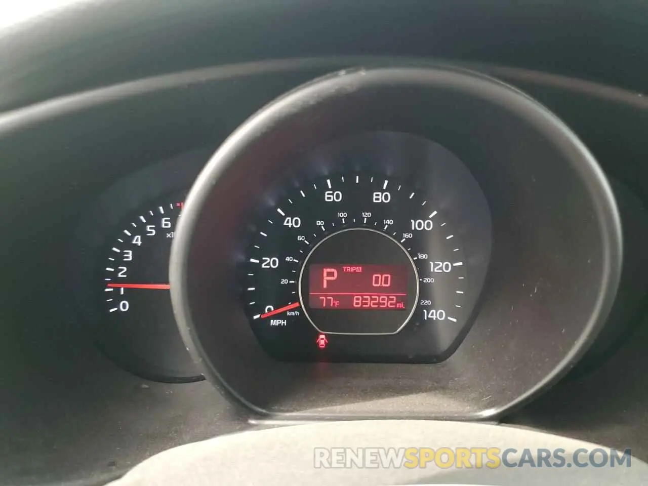 9 fotografías del automóvil dañado KNDJN2A22K7686442 KIA SOUL 2019