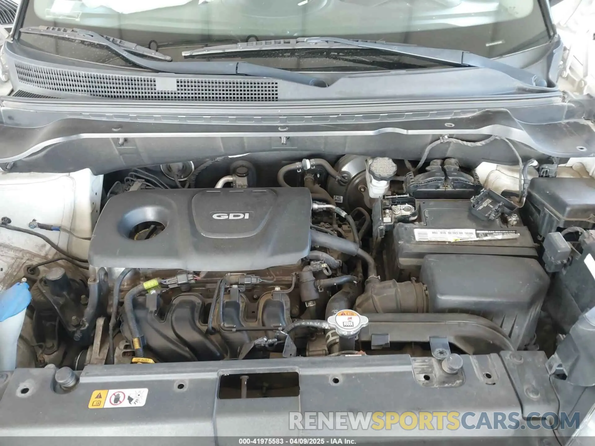 10 fotografías del automóvil dañado KNDJN2A23K7019489 KIA SOUL 2019