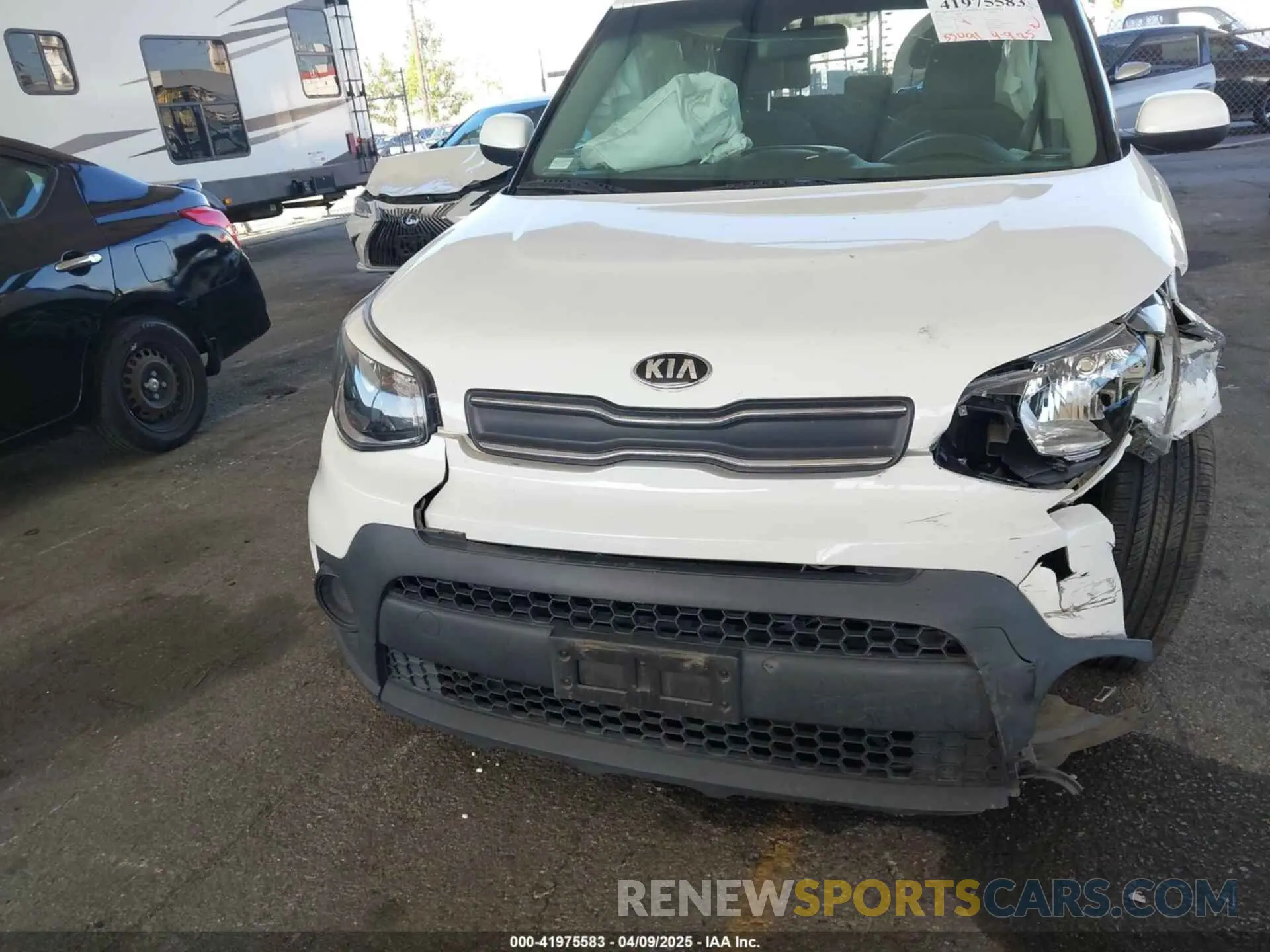 6 fotografías del automóvil dañado KNDJN2A23K7019489 KIA SOUL 2019