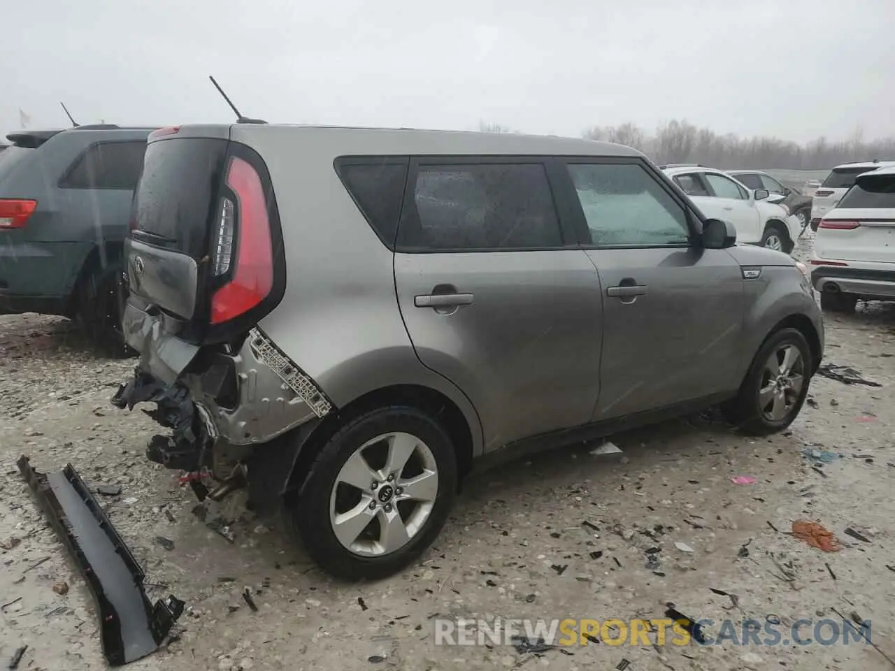 3 fotografías del automóvil dañado KNDJN2A23K7682061 KIA SOUL 2019