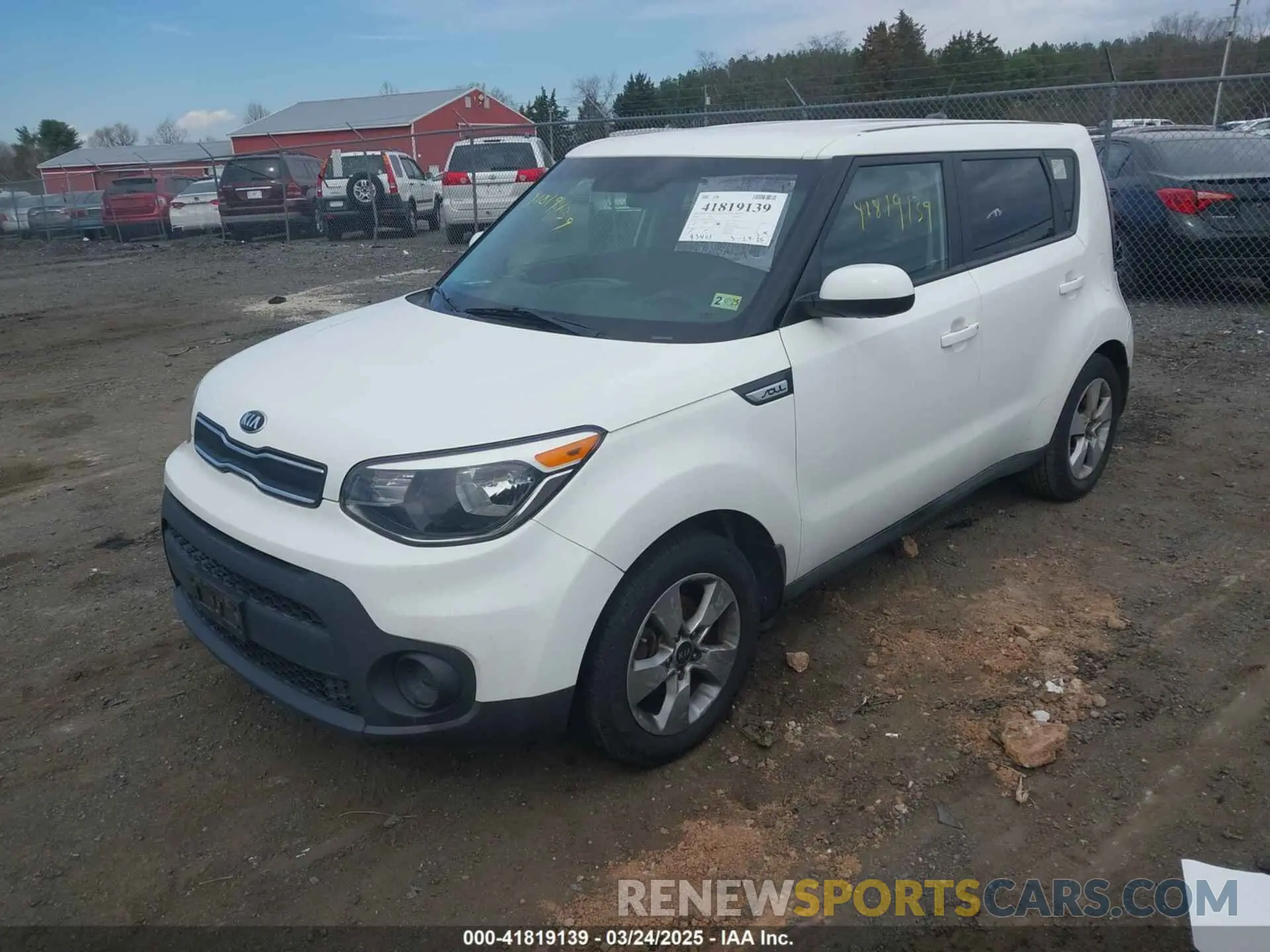 2 fotografías del automóvil dañado KNDJN2A23K7685980 KIA SOUL 2019