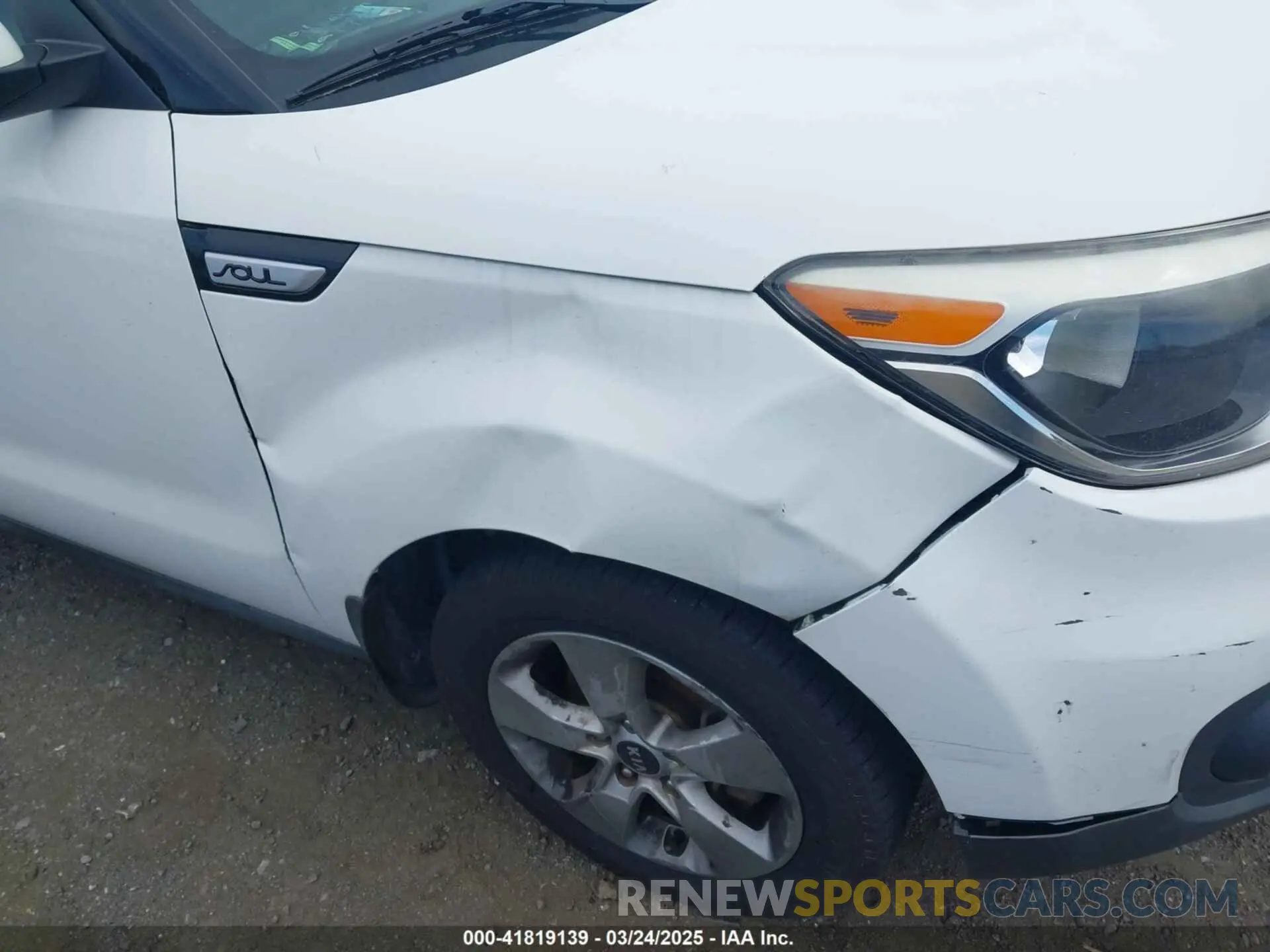 6 fotografías del automóvil dañado KNDJN2A23K7685980 KIA SOUL 2019