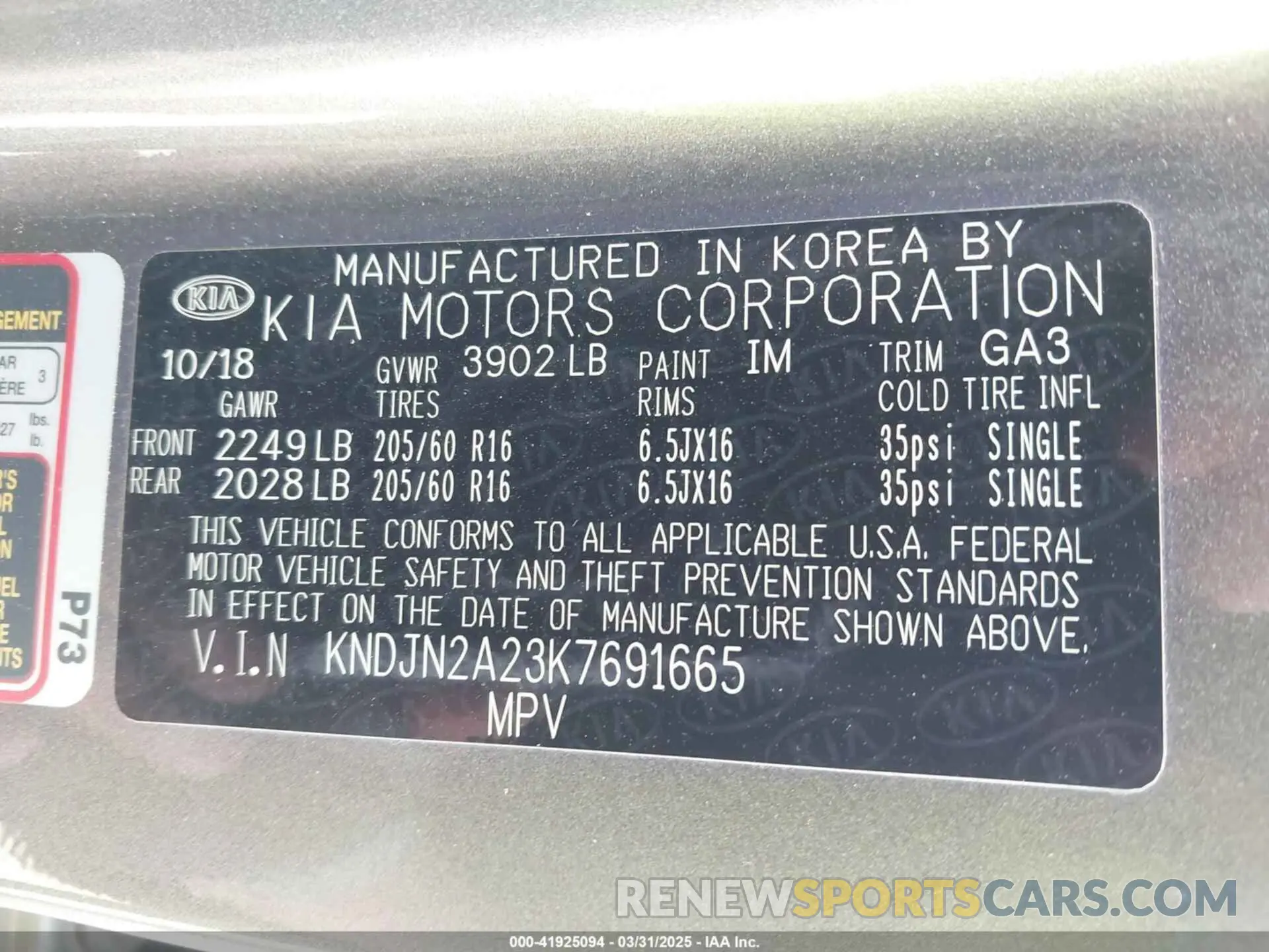9 fotografías del automóvil dañado KNDJN2A23K7691665 KIA SOUL 2019