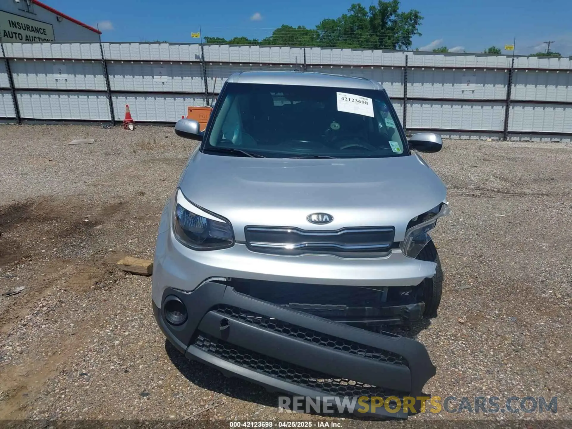 12 fotografías del automóvil dañado KNDJN2A24K7020179 KIA SOUL 2019