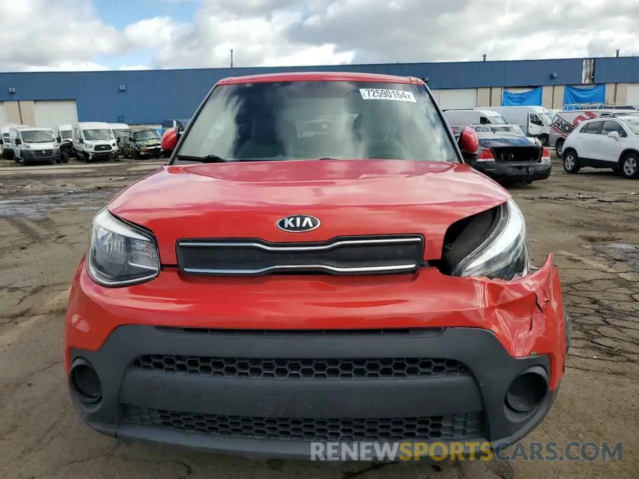5 fotografías del automóvil dañado KNDJN2A24K7022160 KIA SOUL 2019